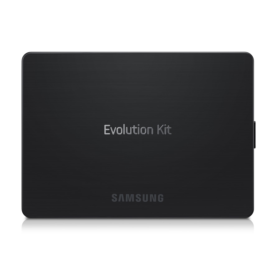 Samsung преобразява умните телевизори с Evolution Kit