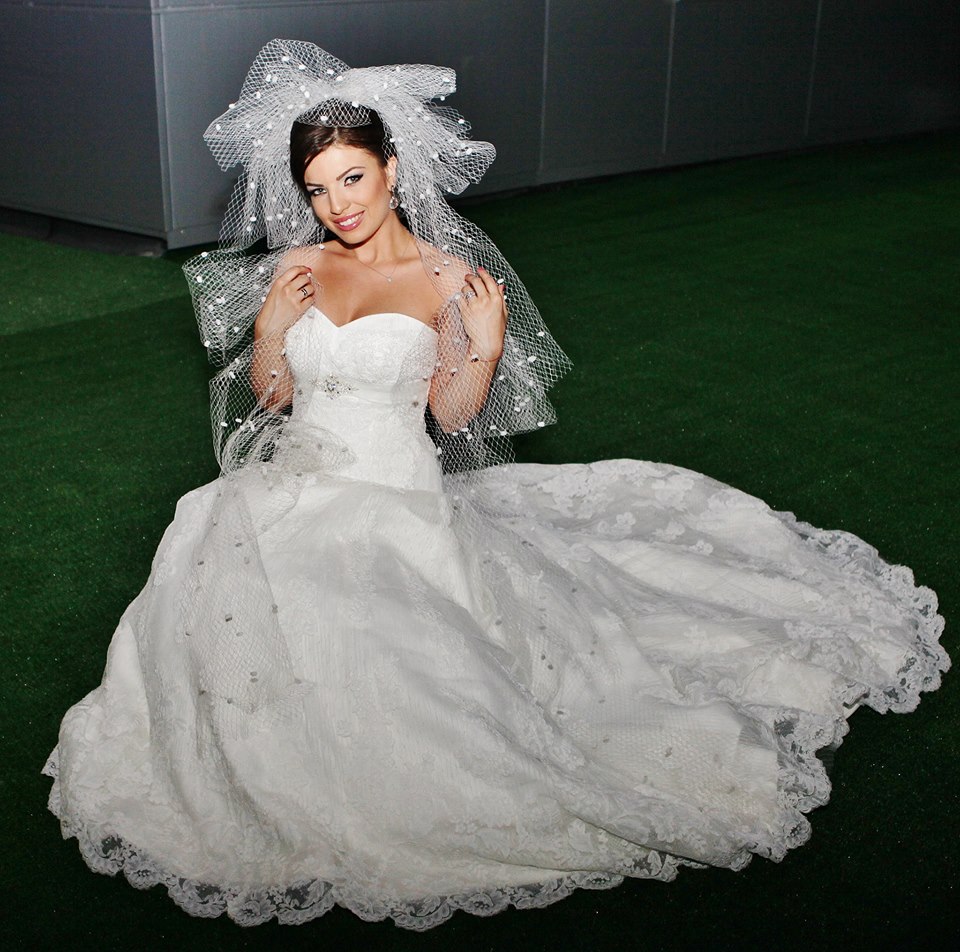 Паолина Петракиева в булчинска рокля на Pronovias