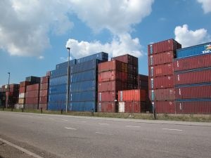 Как пристанищата във Варна и Бургас останаха без контейнерни терминали