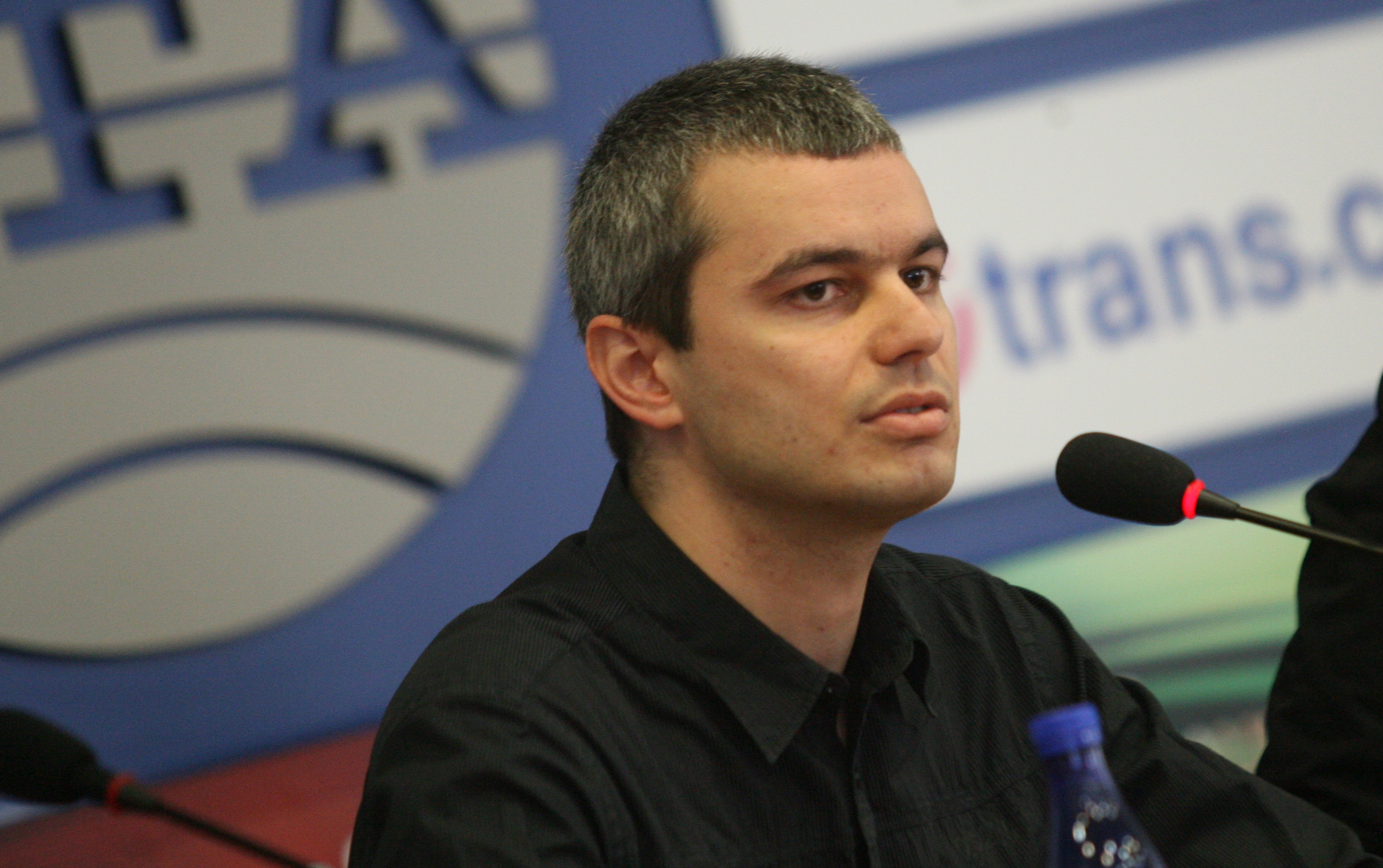 Предложението за преименуване на местностите бе внесено от Костадин Костадинов