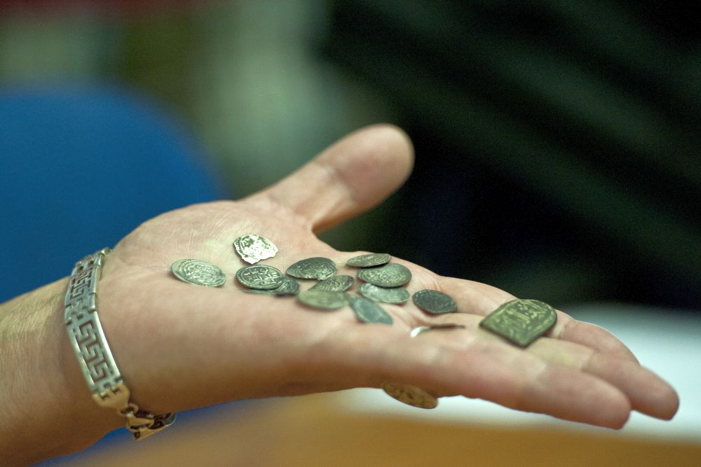Монети от сребърното съкровище на султан Орхан I Гази