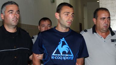 Съдът остави в ареста футболиста, пребил до смърт юрист пред казино