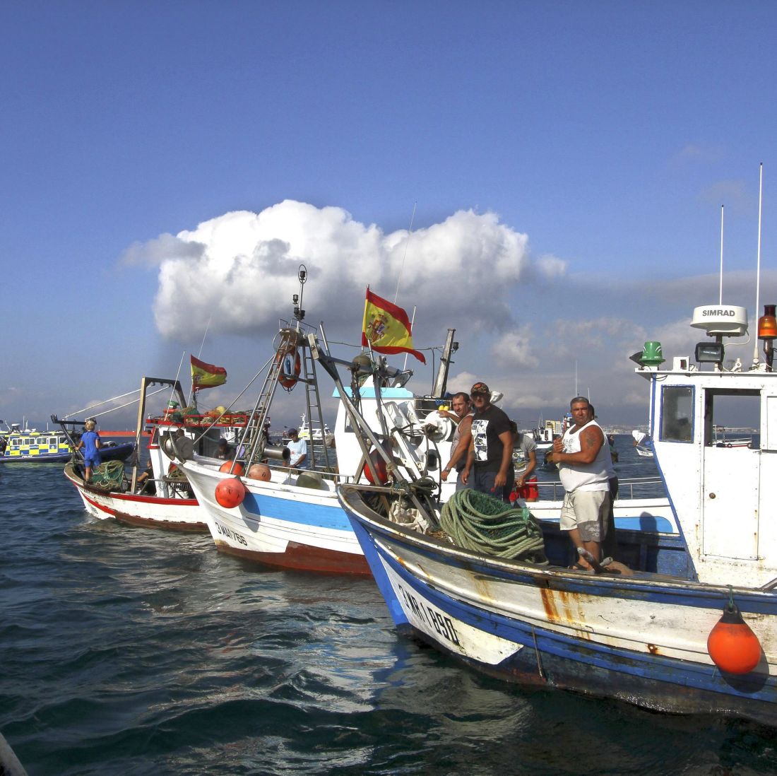 Според Мадрид, изкуственият риф край Гибралтар пречи на рибарите