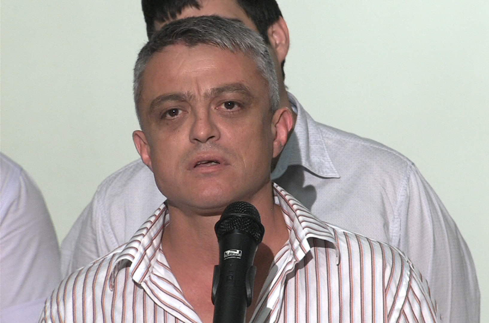 Бисер Миланов-Петното, който има богато криминално досие, беше активен участник в контрапротестите