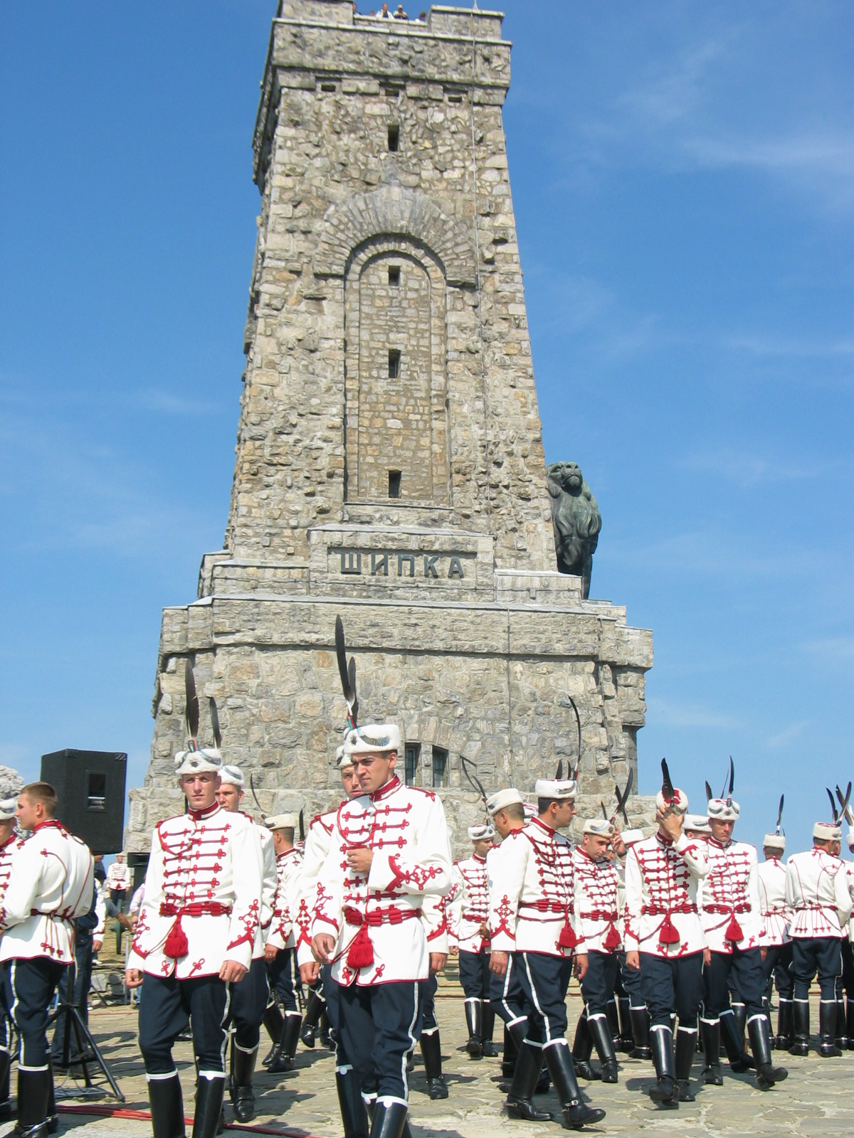 Гвардейци участваха в отбелязването на годишнината на връх Шипка