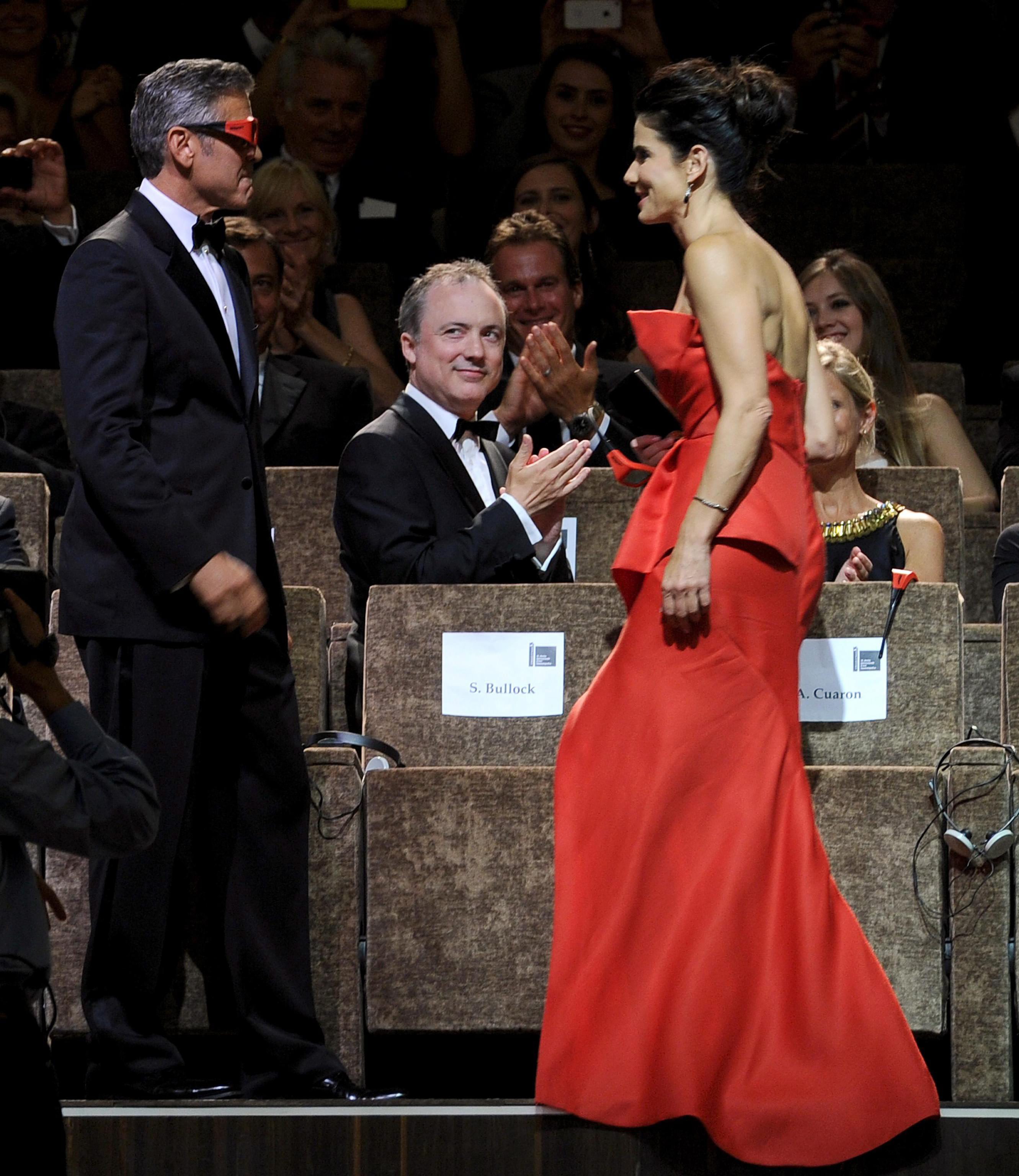 Сандра Бълок и Джордж Клуни на фестивала във Венеция