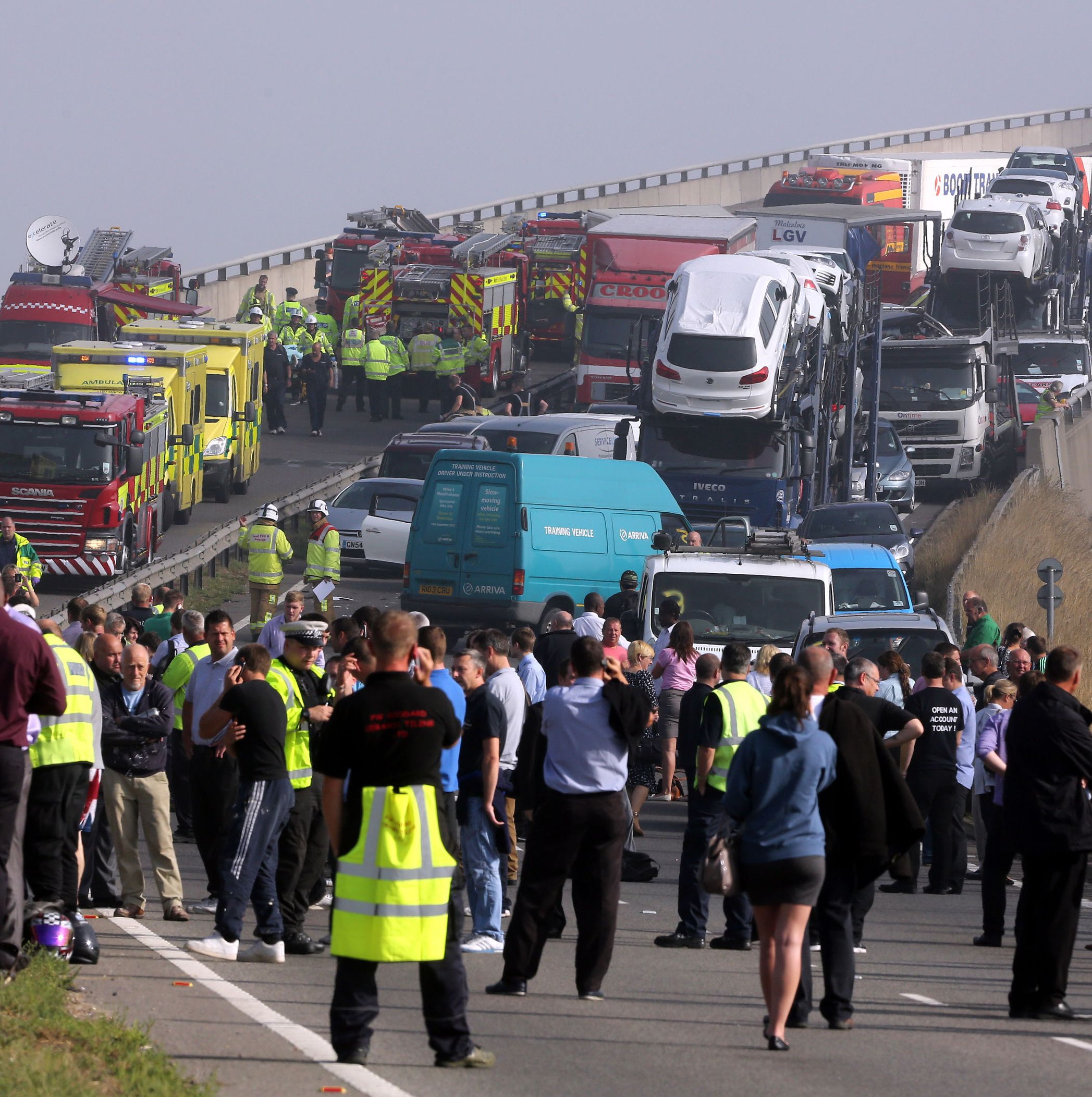 Десетки ранени в катастрофа с над 100 коли във Великобритания