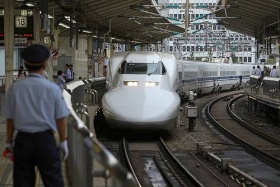 Япония пуска влак на магнитна възглавница през 2027-ма