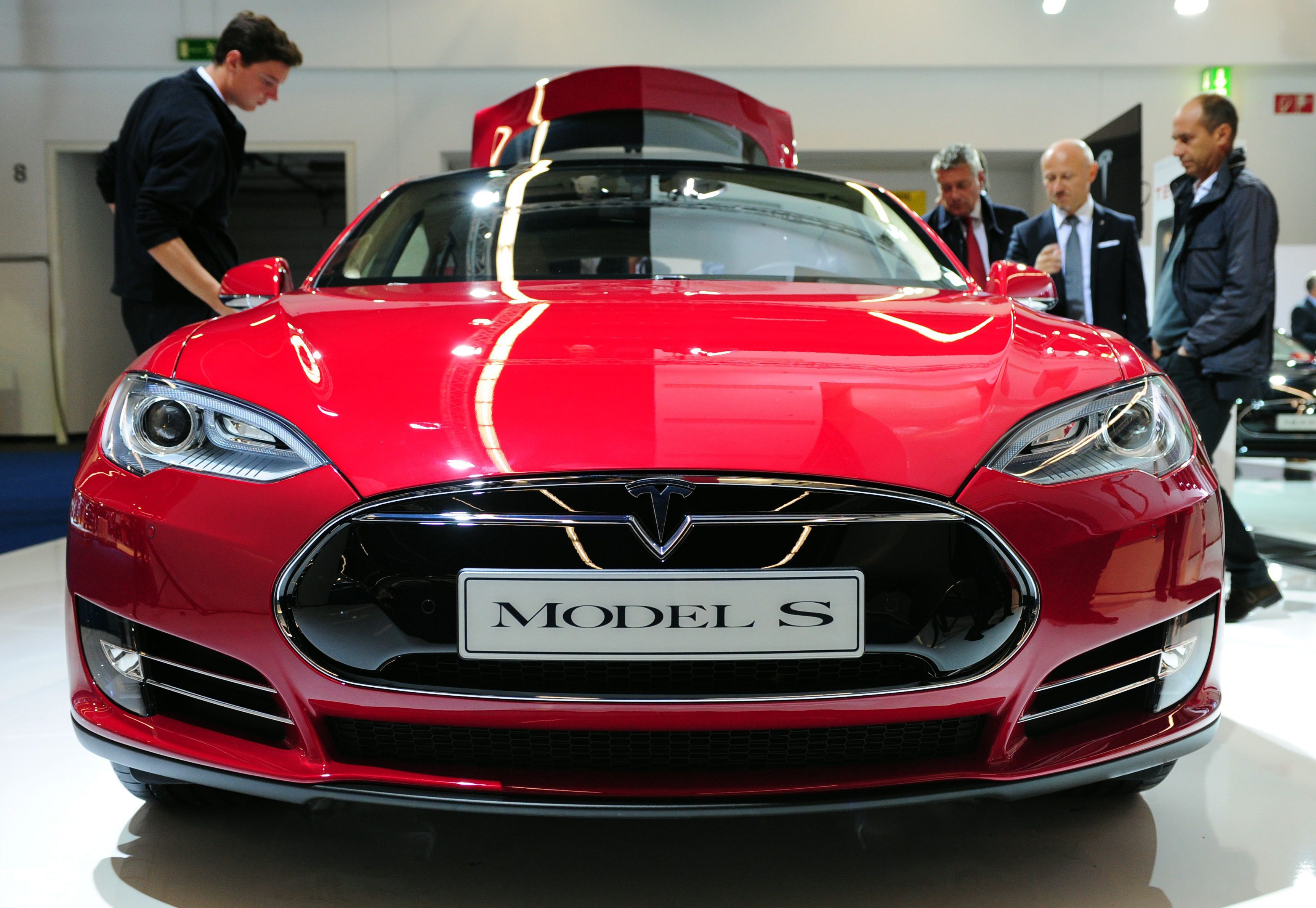 Електромобилът на Saleen ще е на базата на Tesla Model S