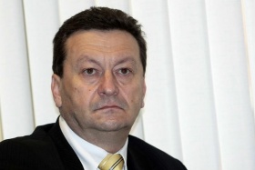 Ерменков: Токът няма да поскъпва до юли