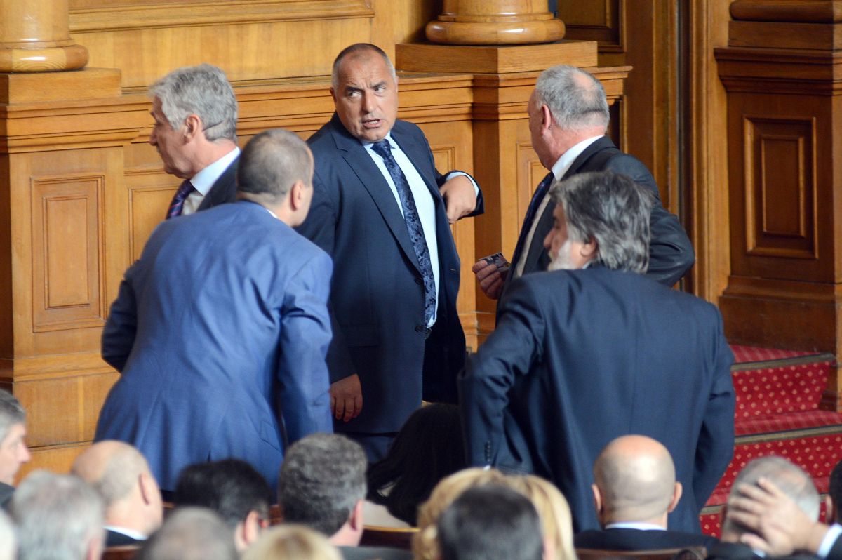 Бойко Борисов и депутатите от ГЕРБ бяха надхитрени от управляващите с кворума