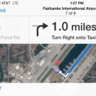 Apple Maps дава указания на шофьори да карат по писта на летище
