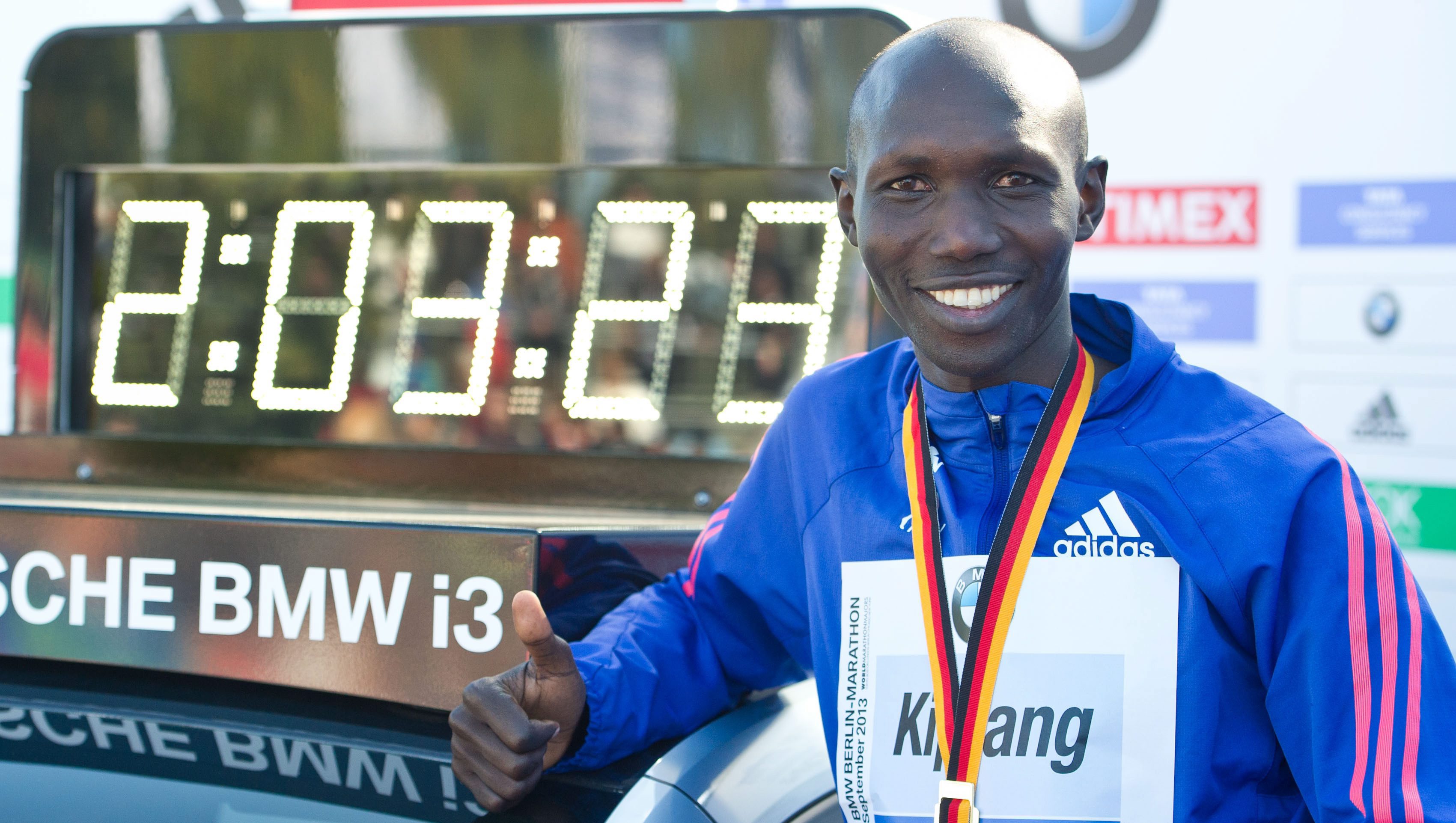 Кипсанг счупи световния рекорд в маратона