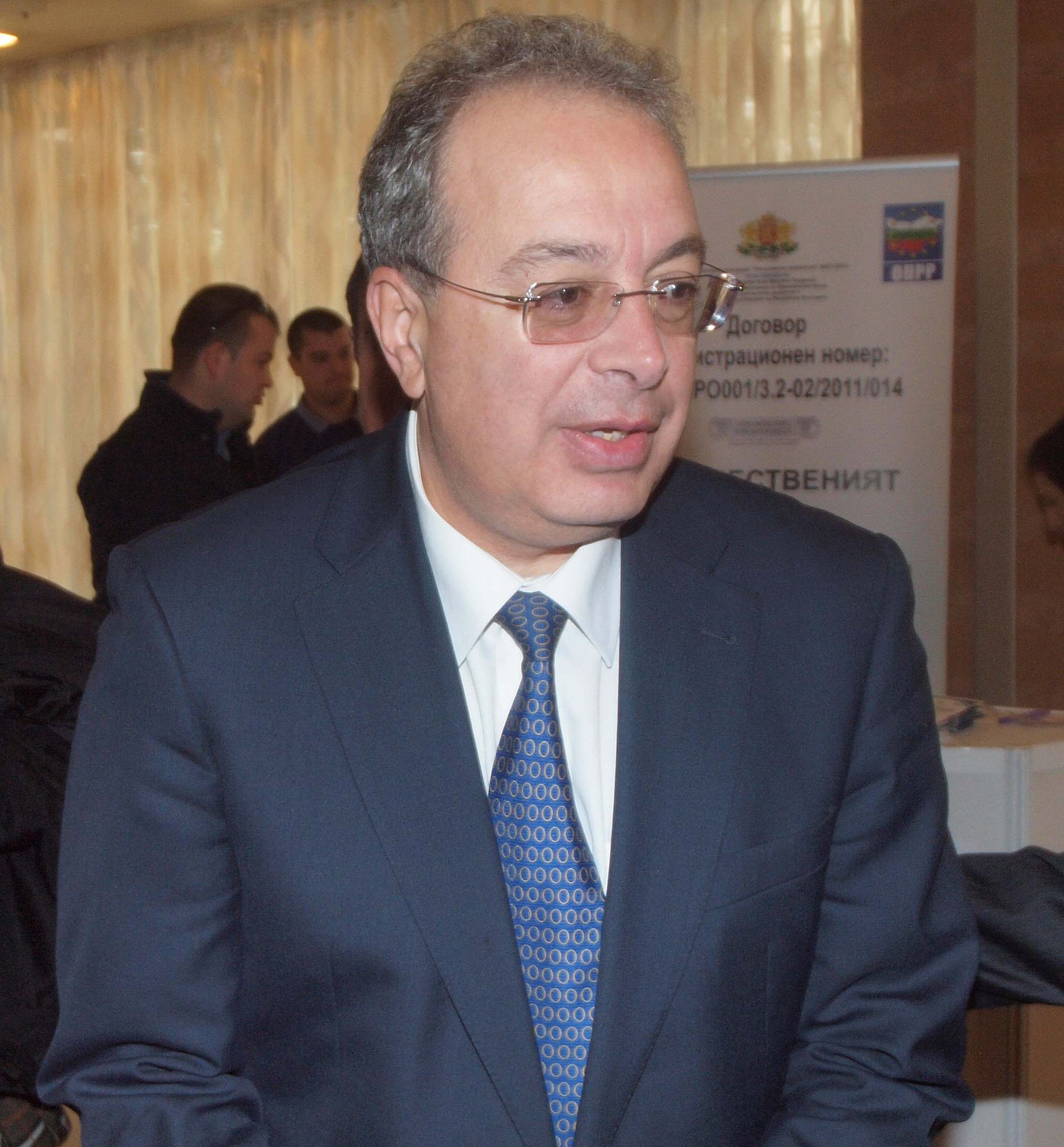 Зам.-министър:Филмът излага английските туристи