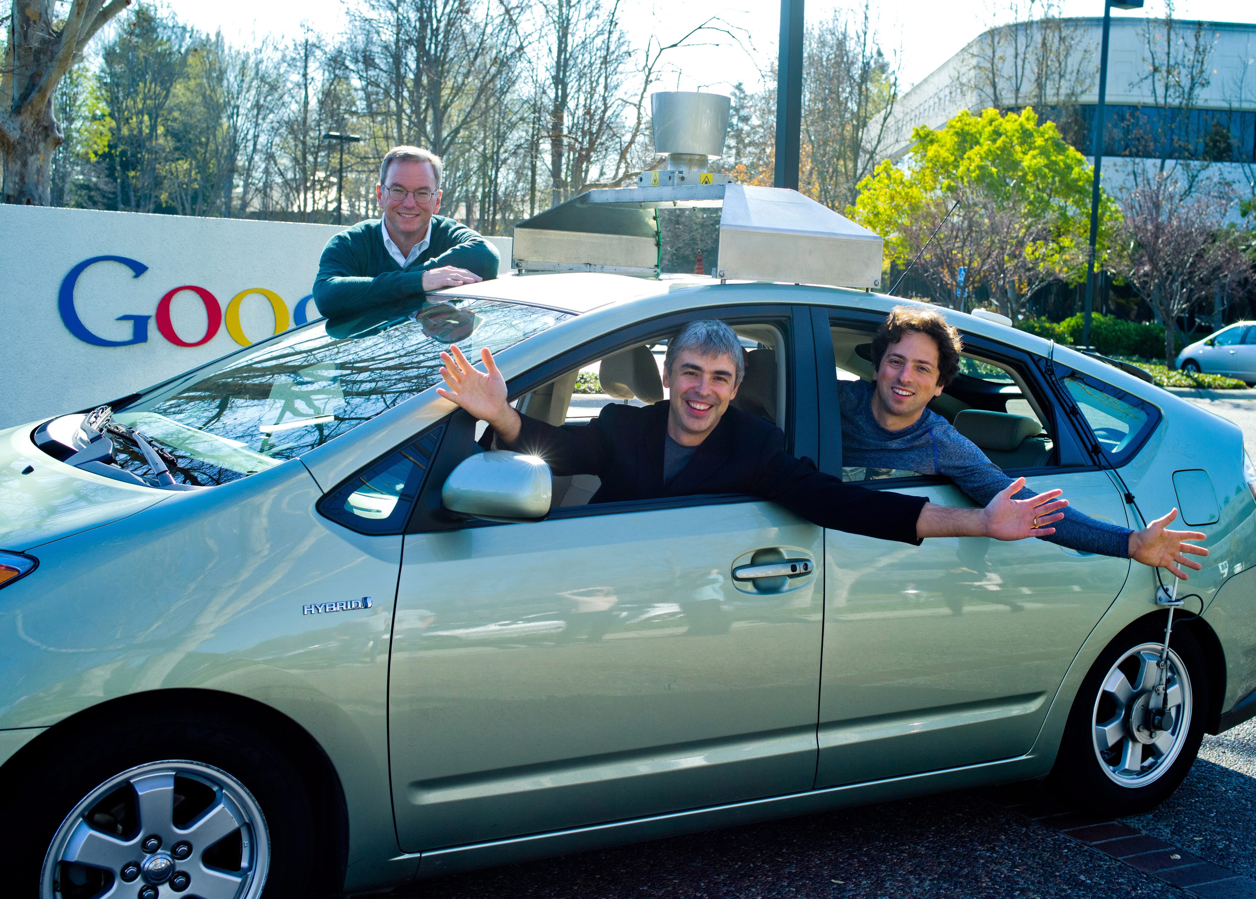 Google патентова жестово управление за коли