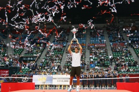 Дел Потро вдигна за първи път шампионската купа в Токио