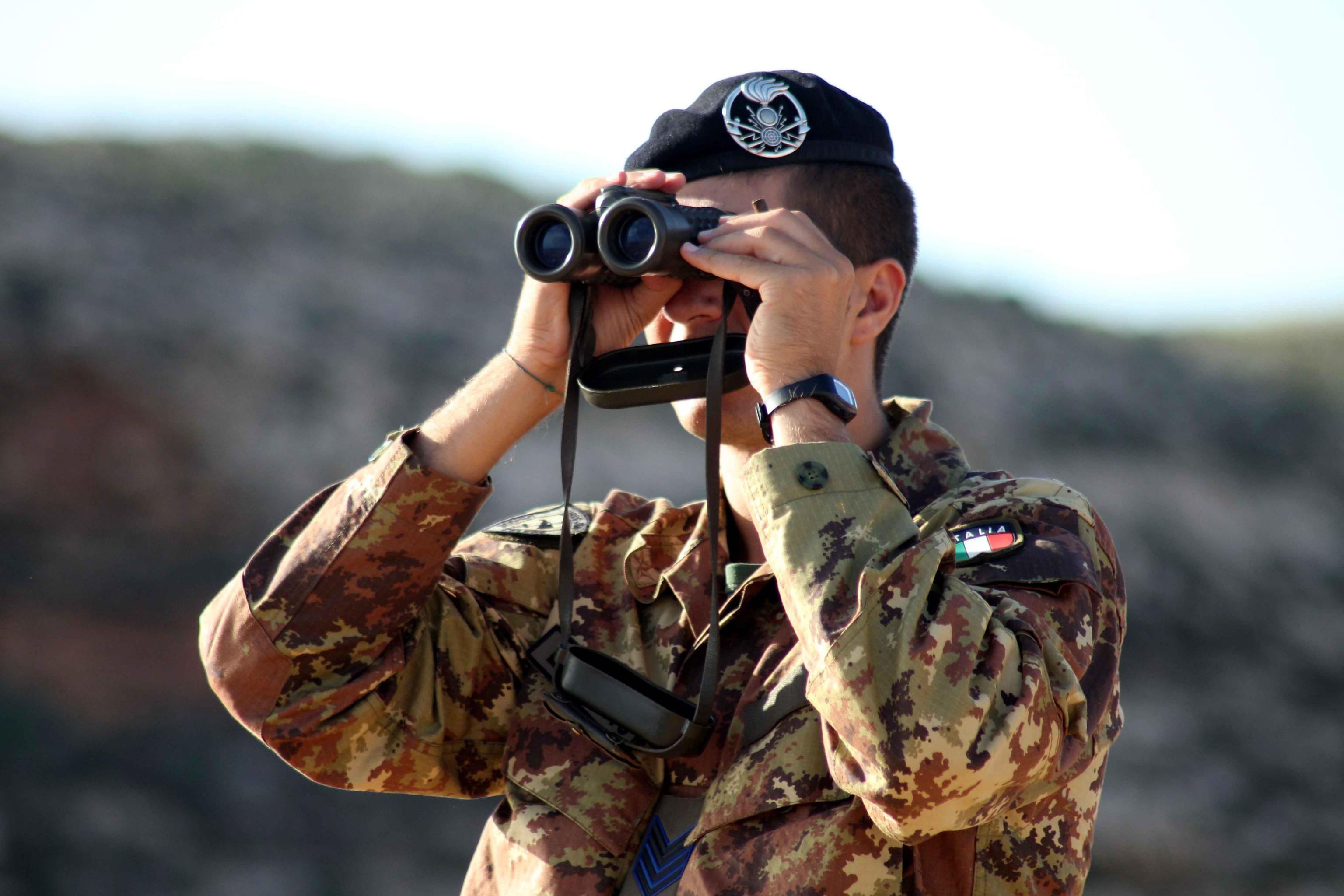 Италия спасила близо 20 хиляди мигранти (снимки)