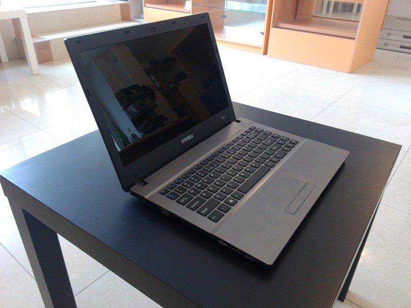 Лаптоп ”Правец-64М”