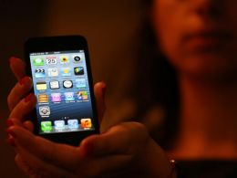 Разочароващи резултати за China Mobile, сделка с Apple става все по-необходима