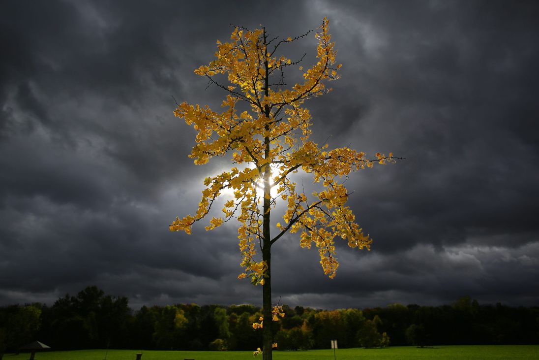 Есента встъпва в правата си с облаци и продължителен дъждовен период