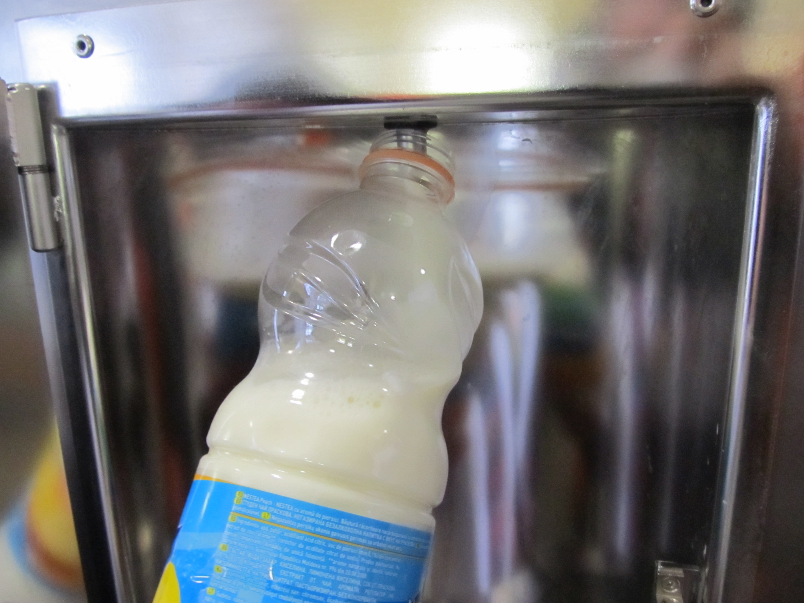 За млякото има документи, че е годно за консумация