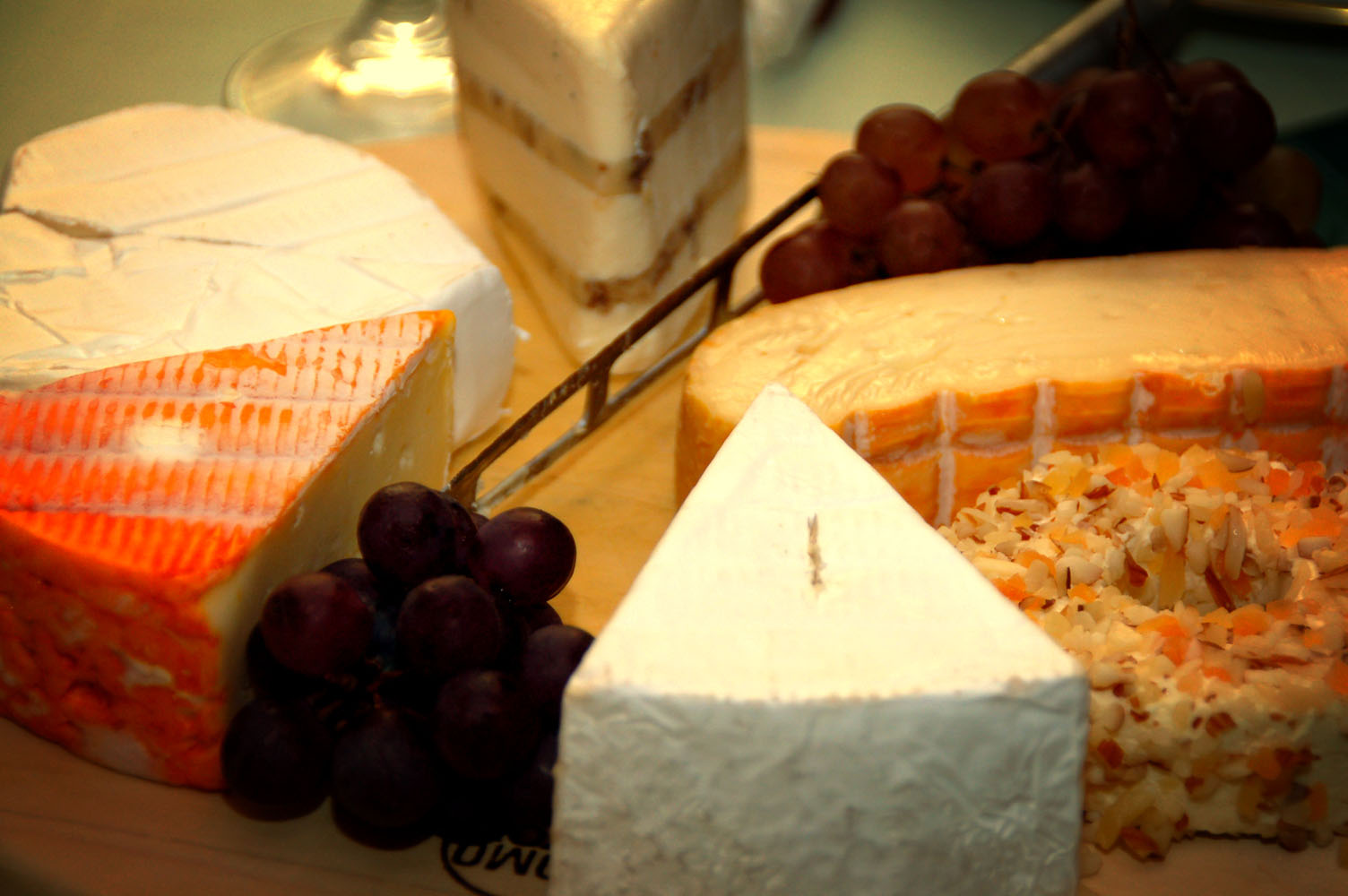 Учени: Европейците да ядат по-малко говеждо и сирене