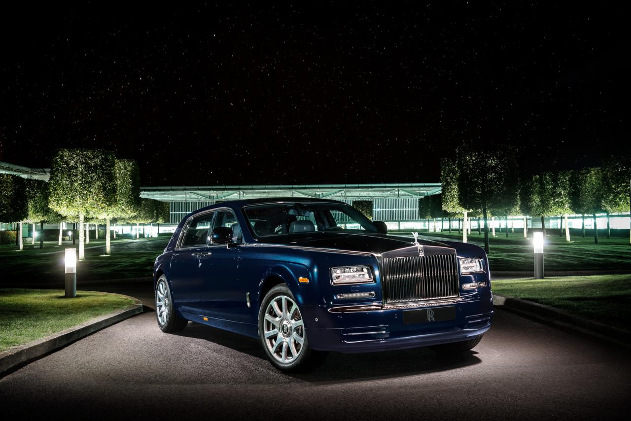 Rolls-Royce показа Phantom с 446 диаманта