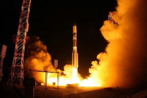 Русия изстреля ракета носител “Протон-М“ с военен сателит