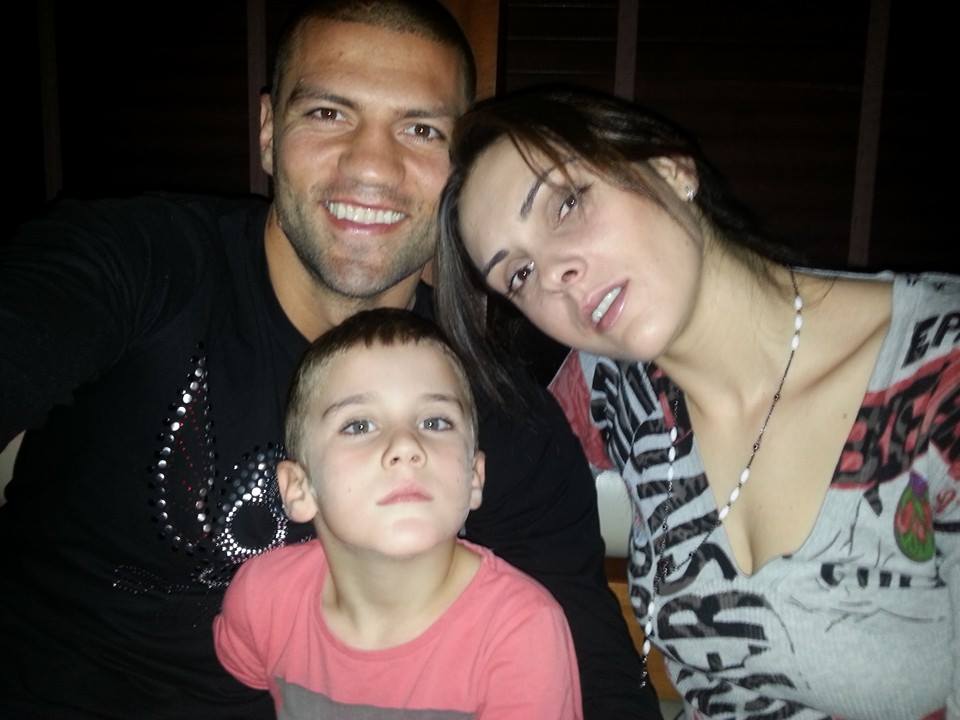 Тервел Пулев със семейството си
