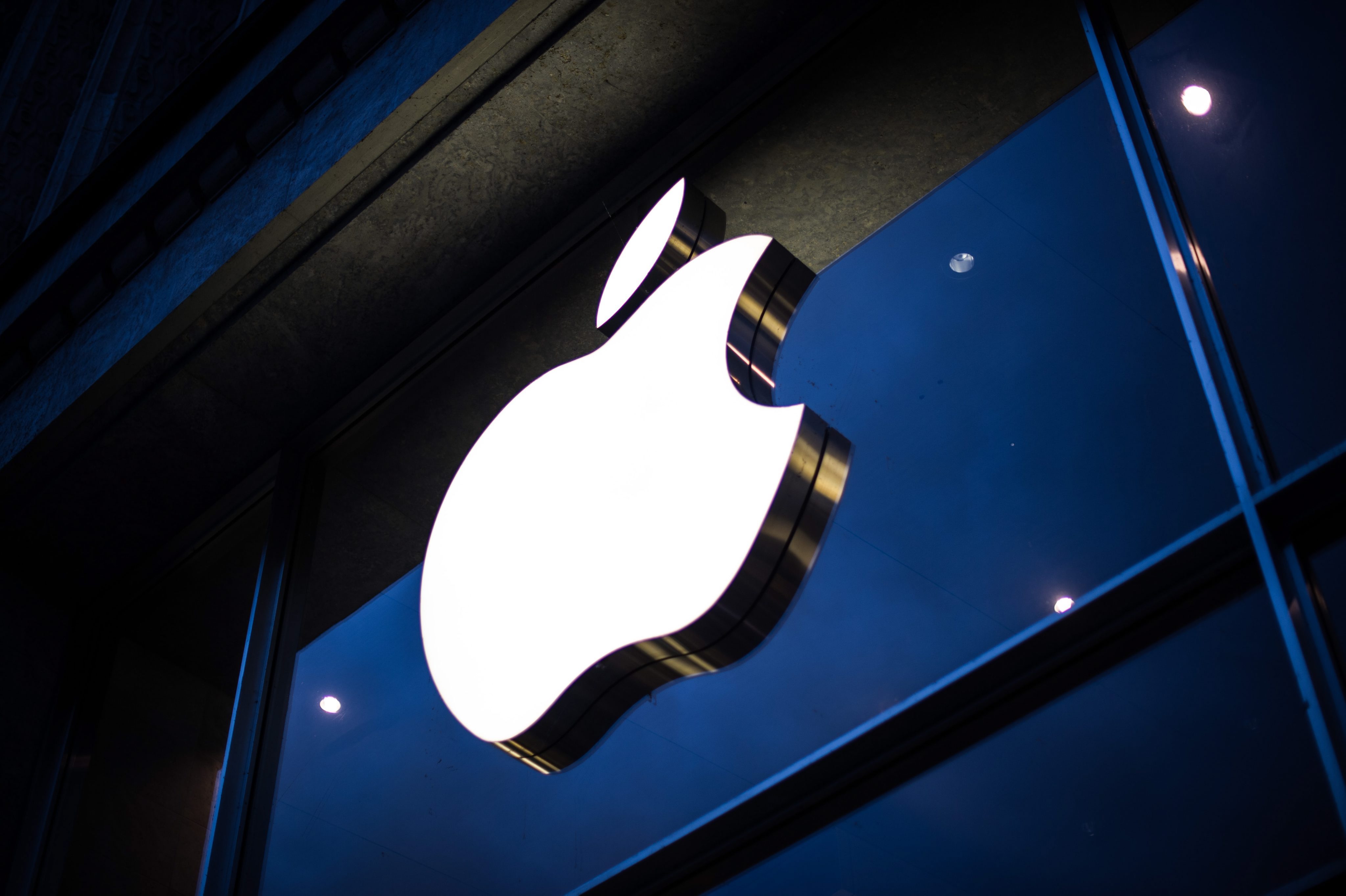 Блумбърг: Apple пуска електромобили от 2020 г.