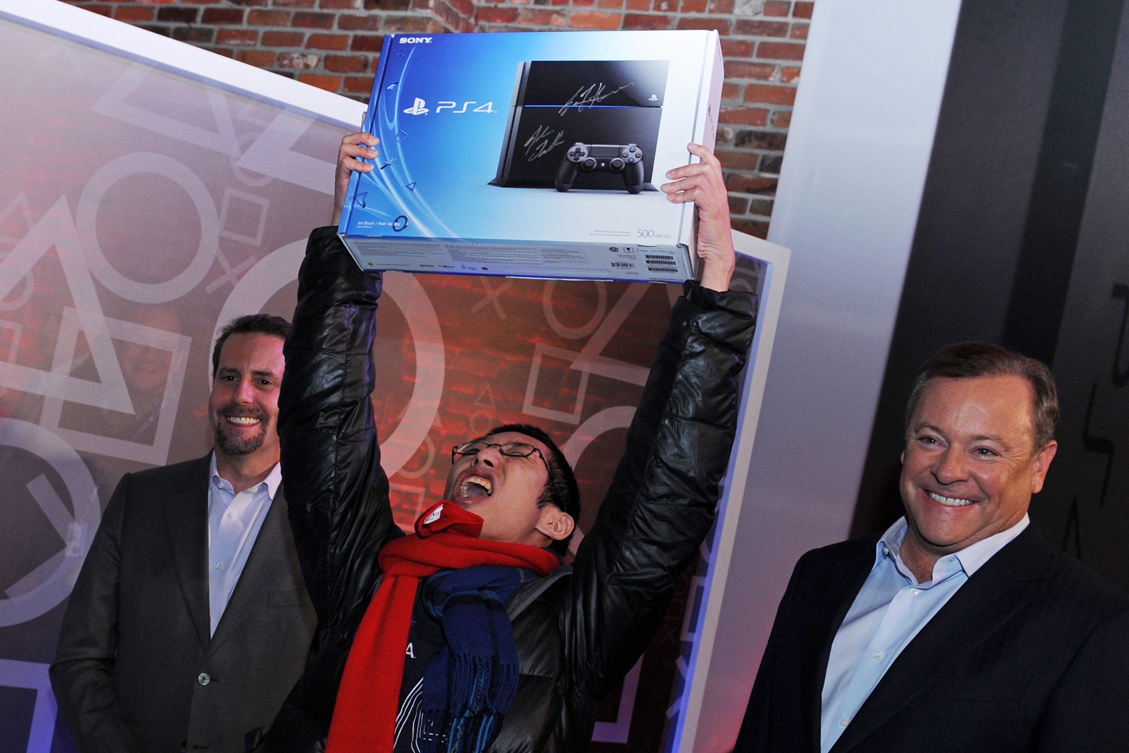 Sony ще пусне нова версия на PlayStation 4