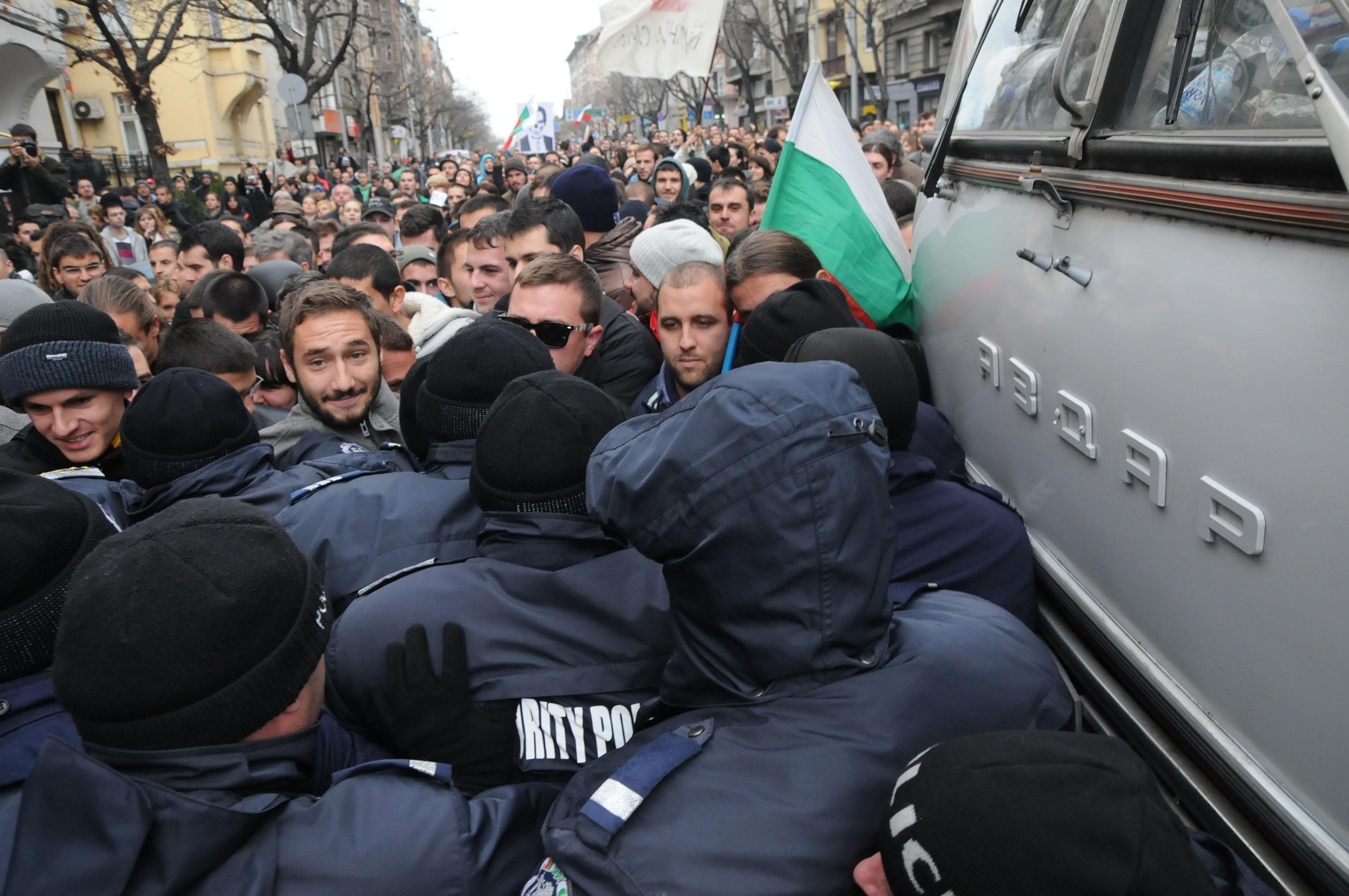 Общинският съвет се обяви срещу полицейските блокади в София