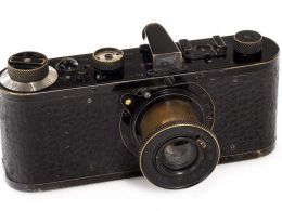 Два фотоапарата „Лайка” бяха продадени за 1,2 млн. долара