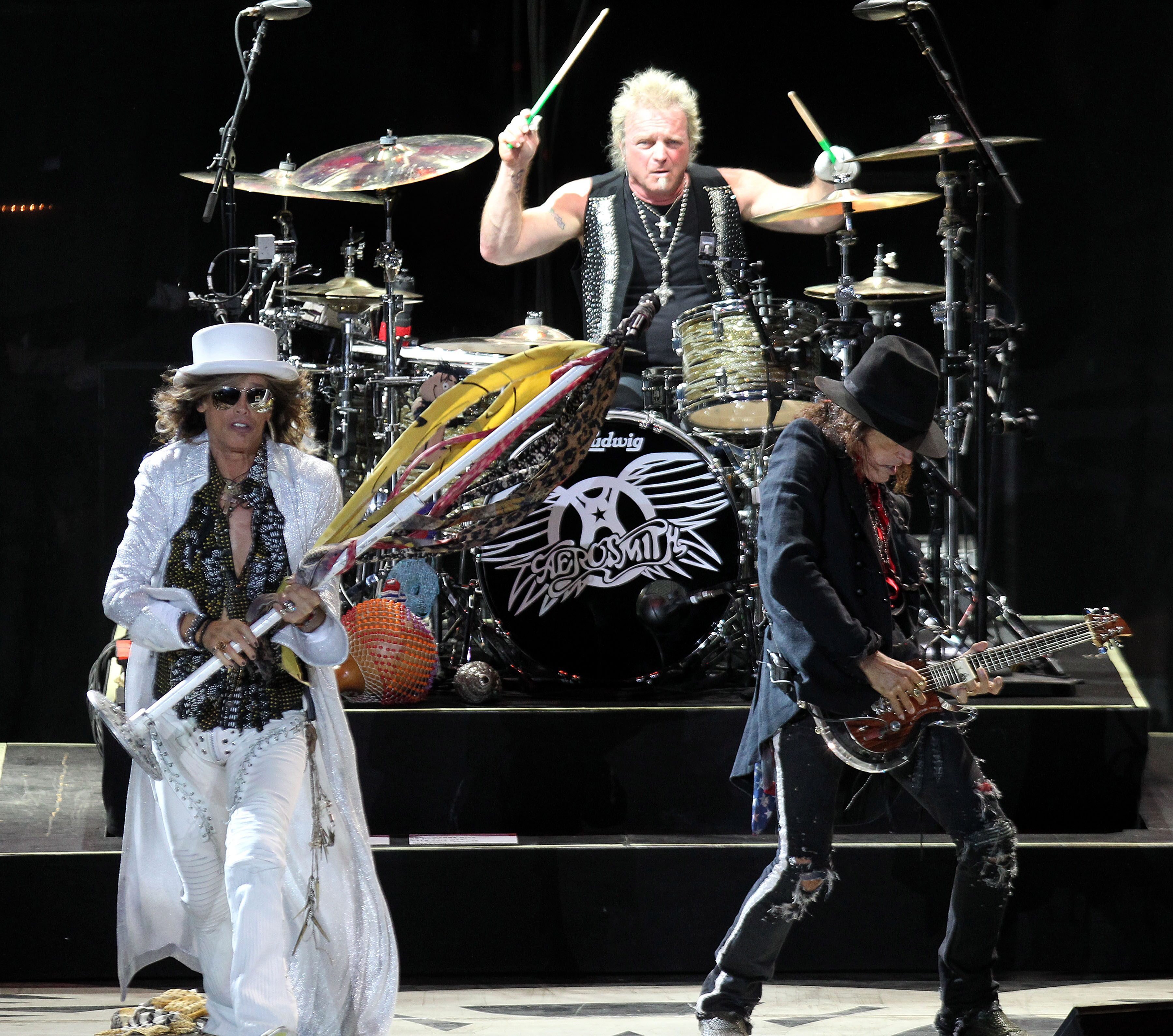 Aerosmith са подготвили уникално шоу, подплатено с пиротехнически ефекти и огромни видеоекрани