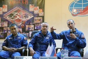 “Прогрес“ носи подаръци на космонавтите от МКС