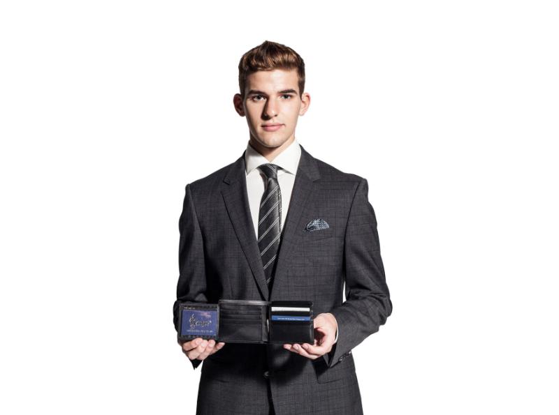 Портфейл с GPS не може да бъде изгубен