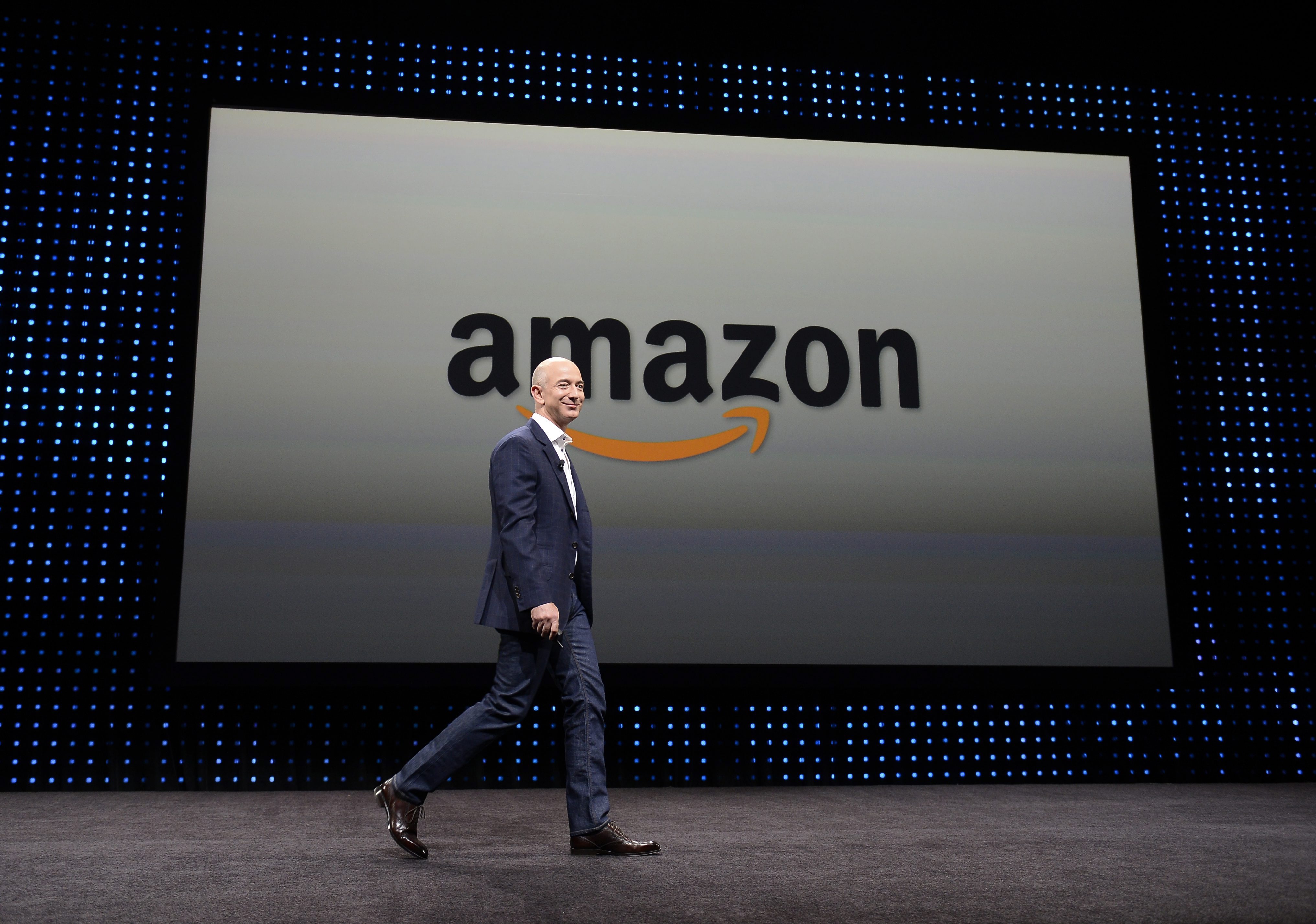 Amazon планира летящи магазини