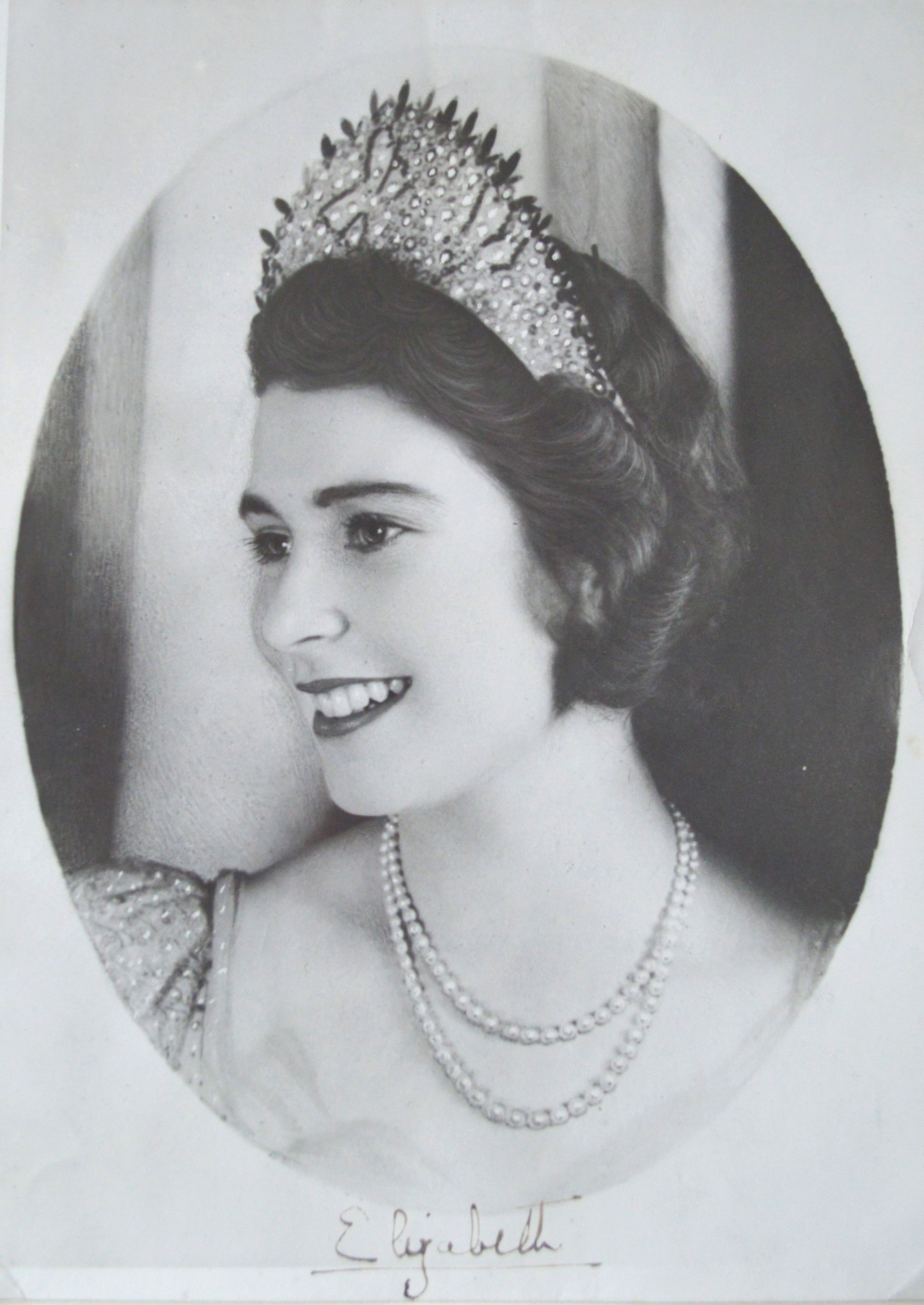 Кралица Елизабет Втора, 1944