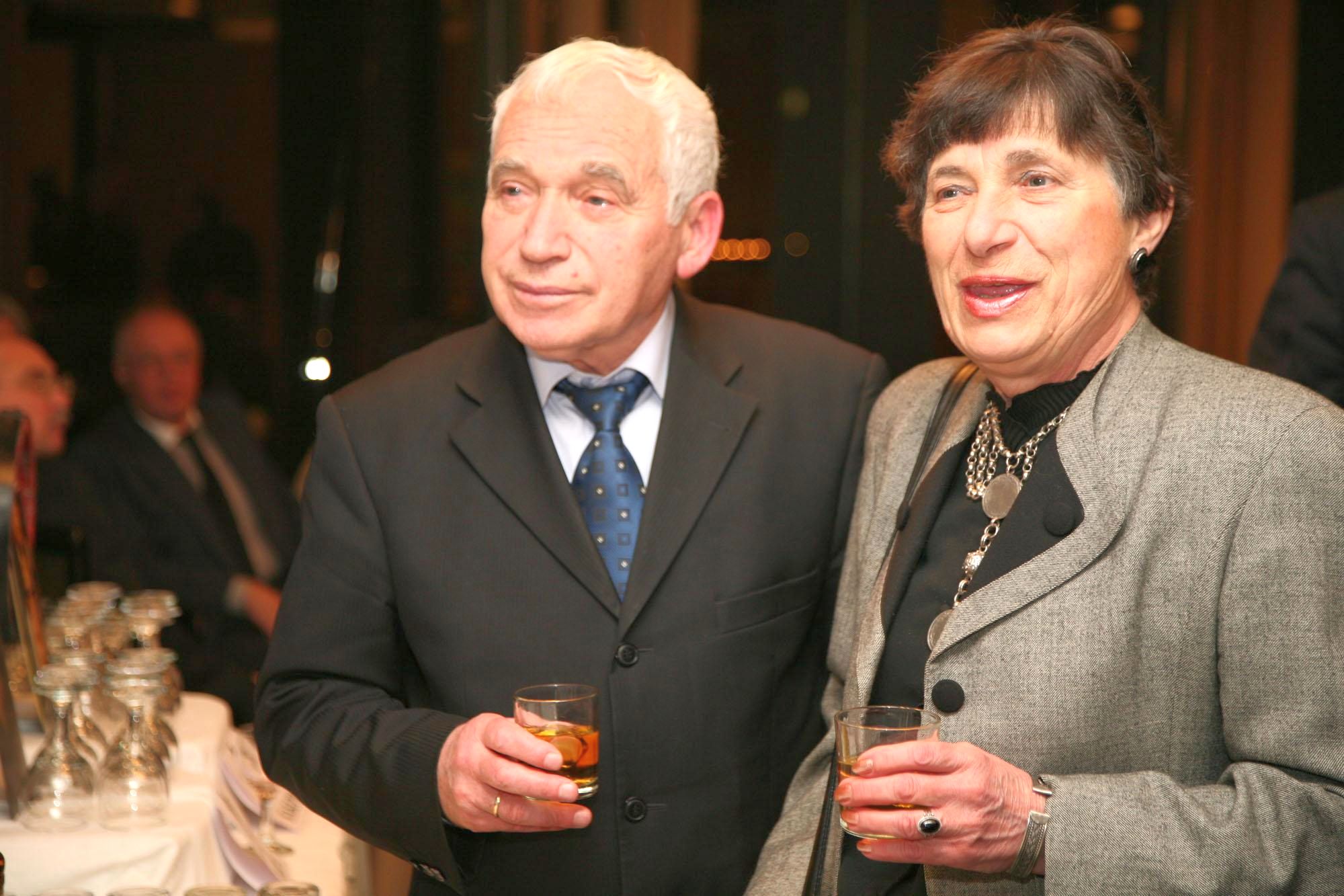 Желю Желев и съпругата му Мария