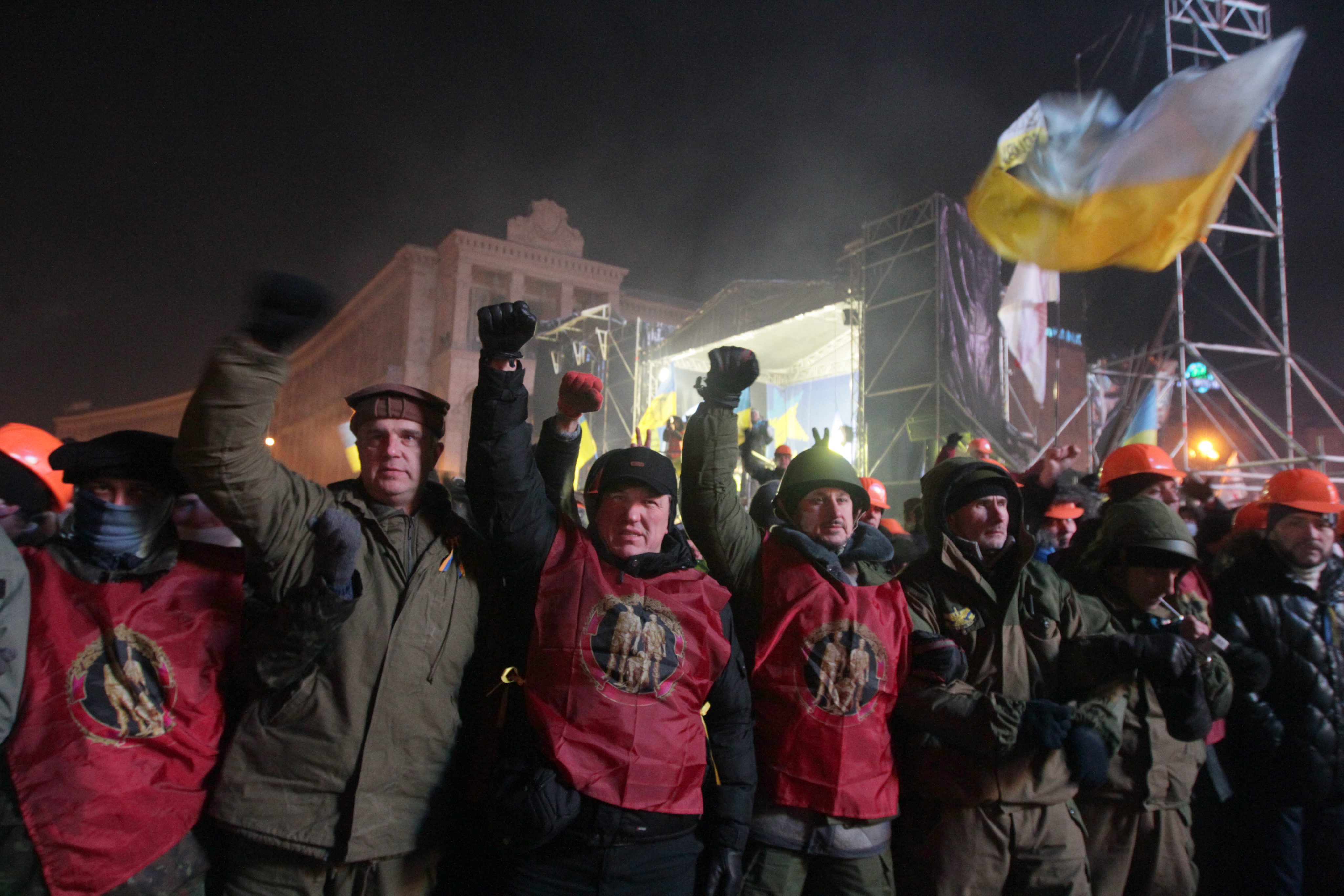 Хиляди души се присъединиха към протеста на централния киевски площад