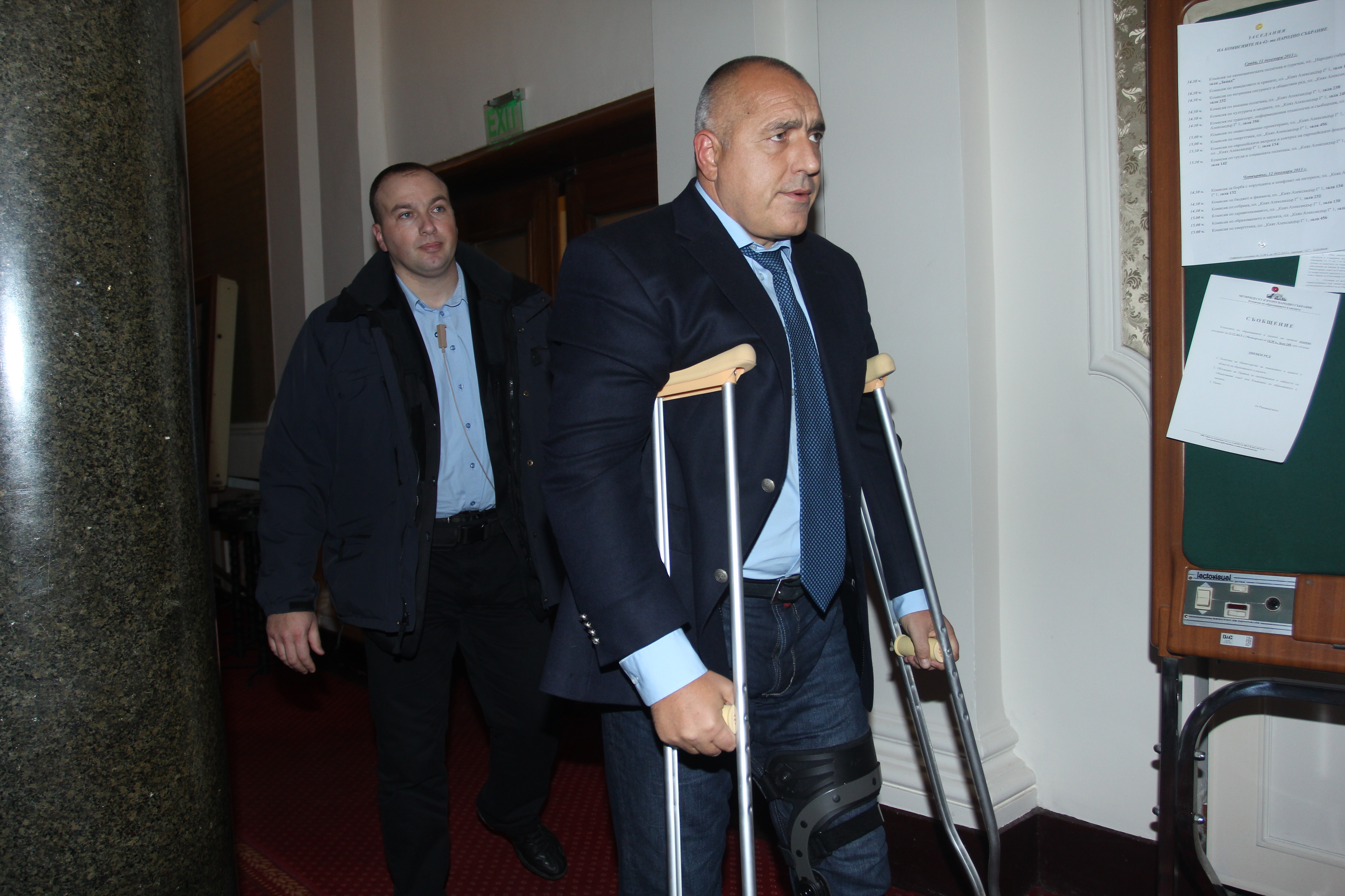 Борисов: Някой хвърля Сидеров на кучетата