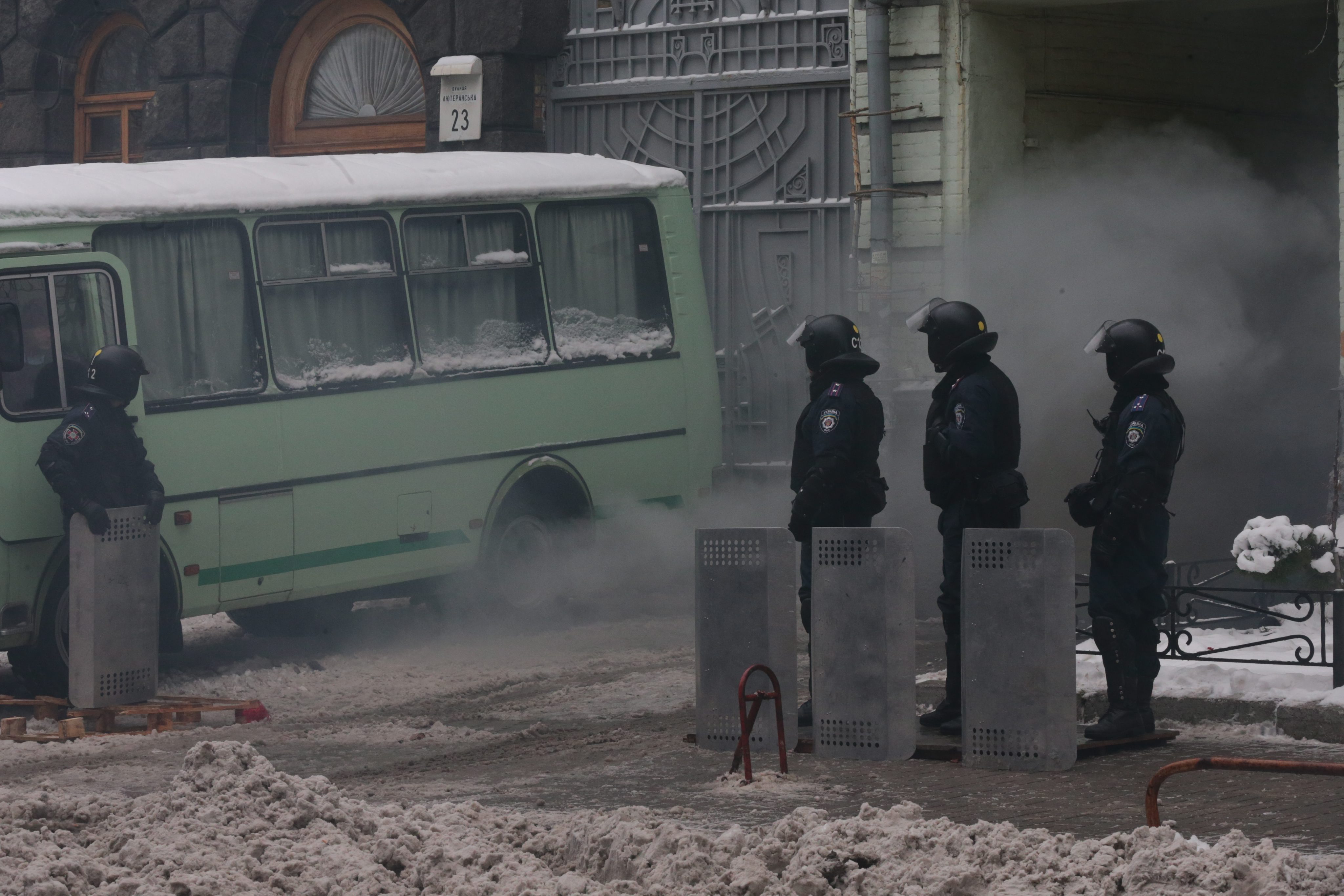 Полиция на протестите в Украйна