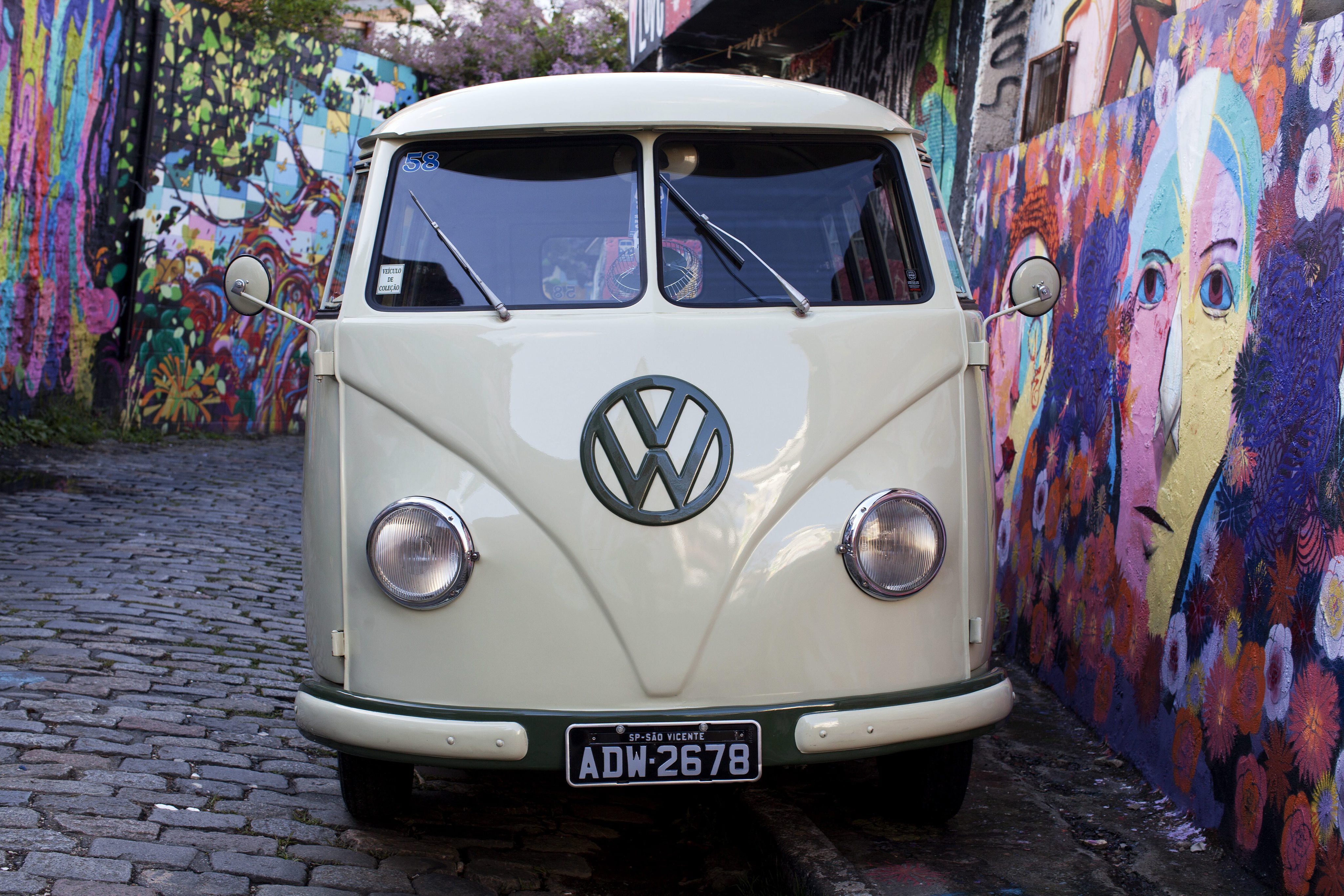 Митичното Комби на VW слиза окончателно от поточните линии