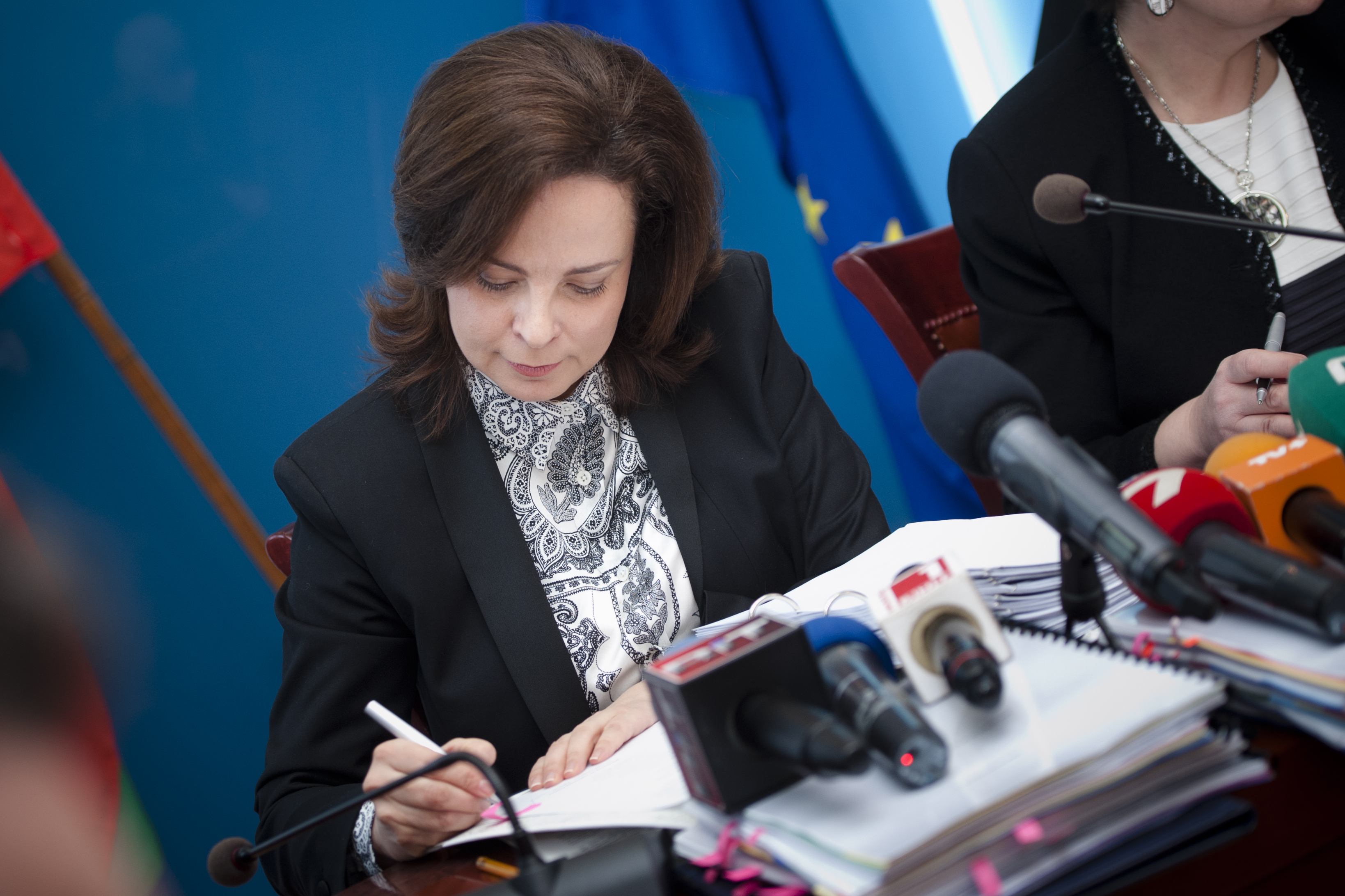 Подписаха Националния рамков договор за 2014 г.