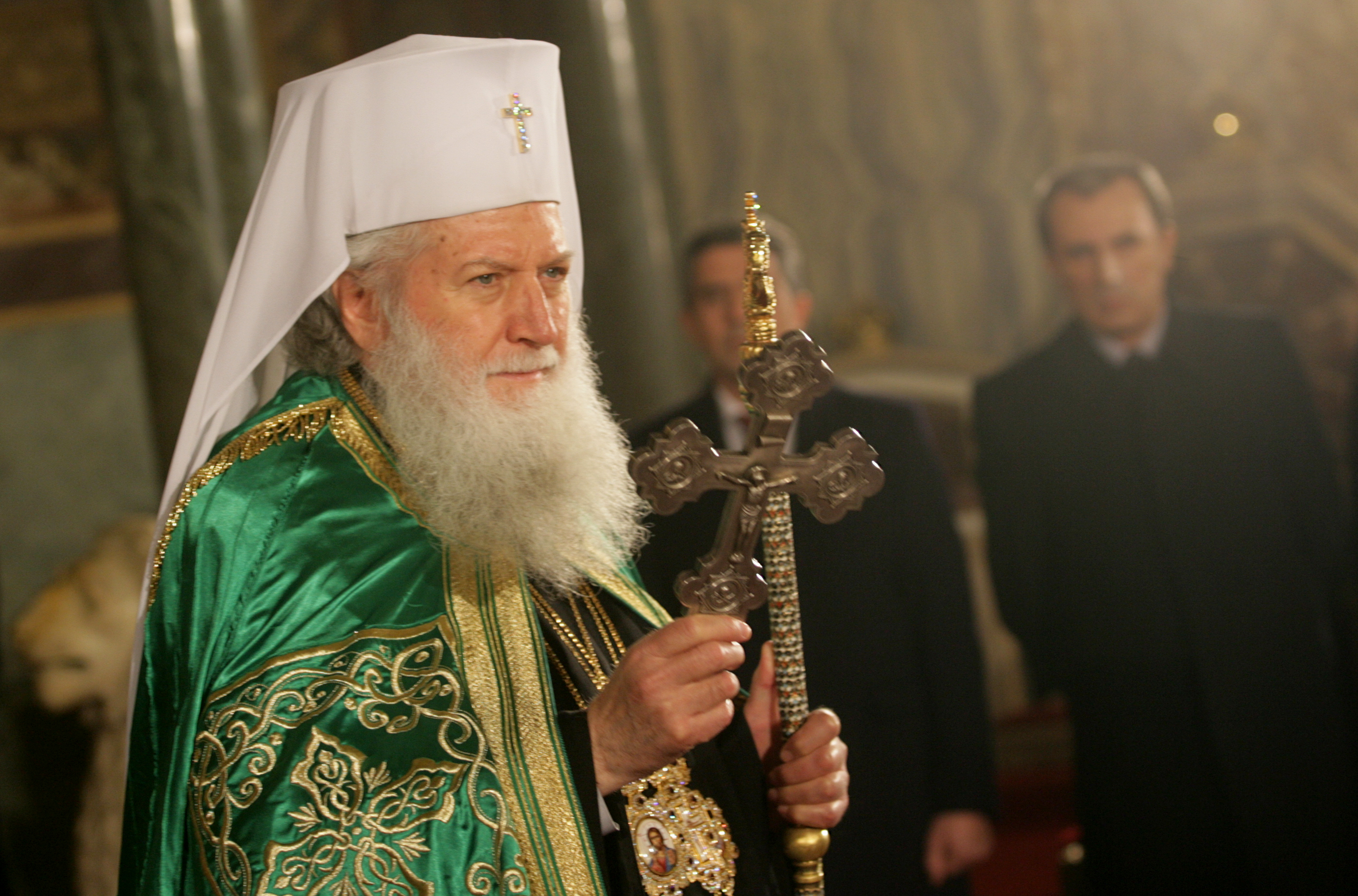 Патриарх Неофит отслужи празничната литургия в храма ”Св. Ал. Невски”