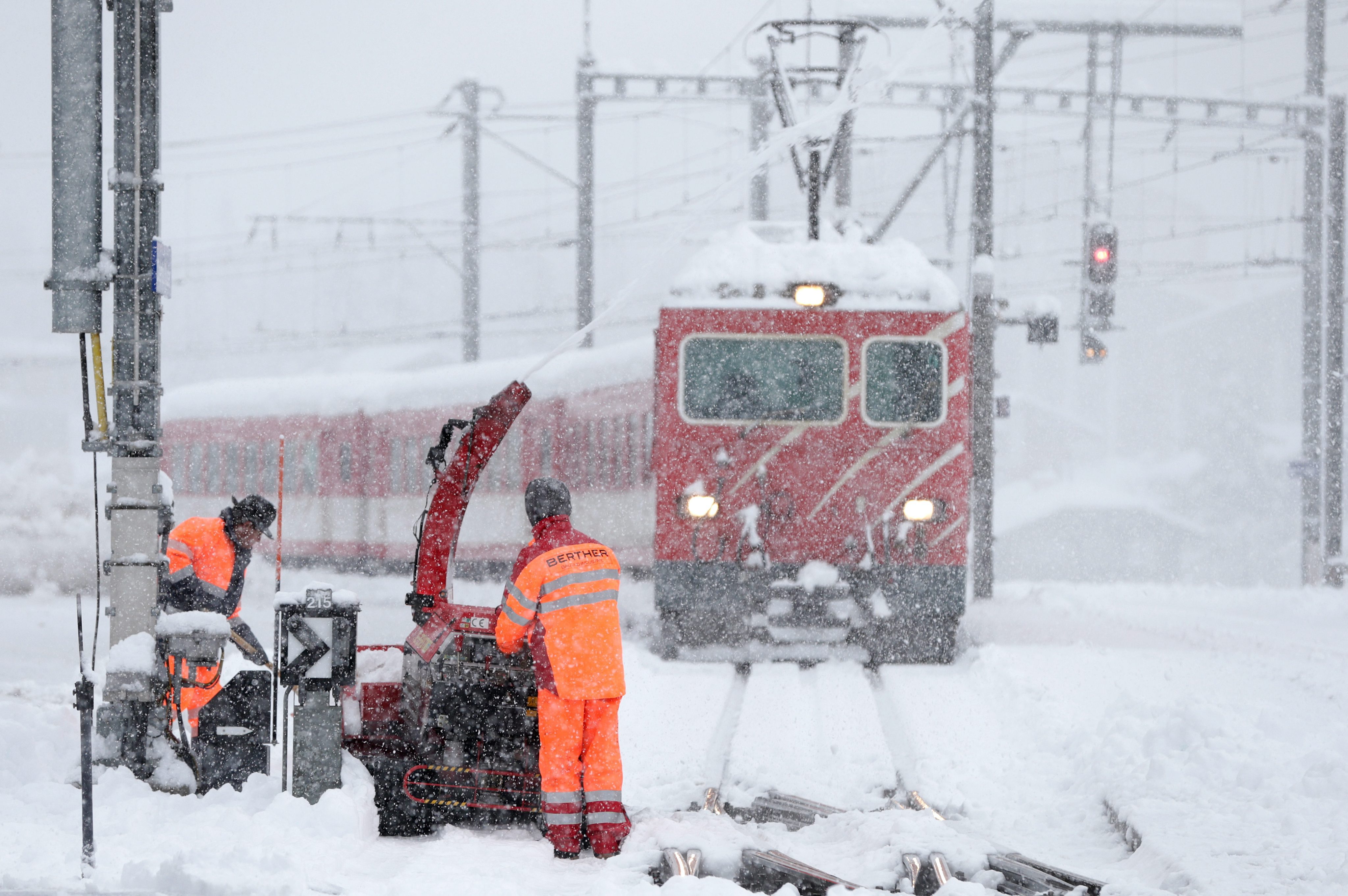Нова буря чакат в Европа, ”Дърк” удари и Италия
