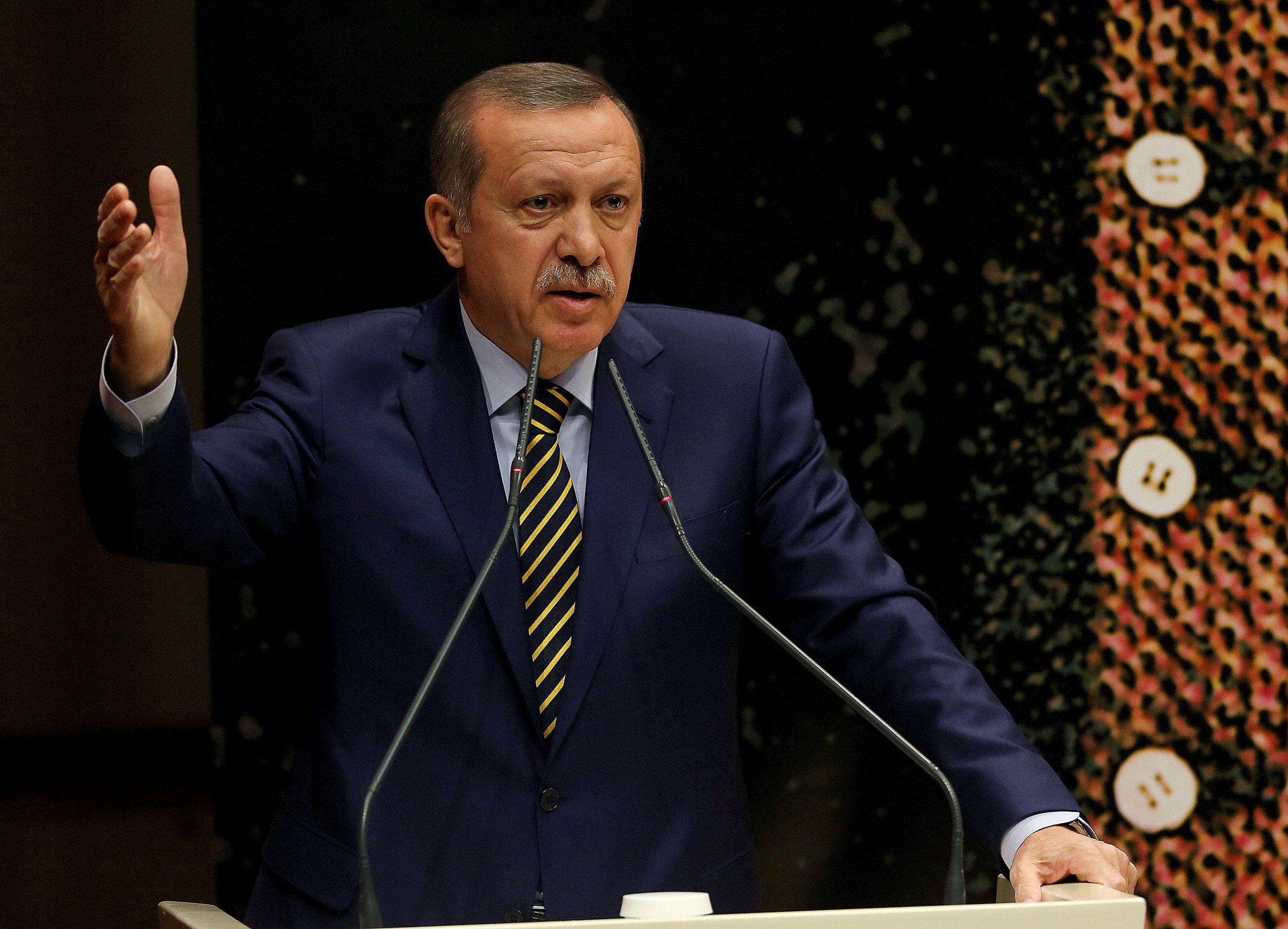 Европа следи с безпокойство събитията в Турция