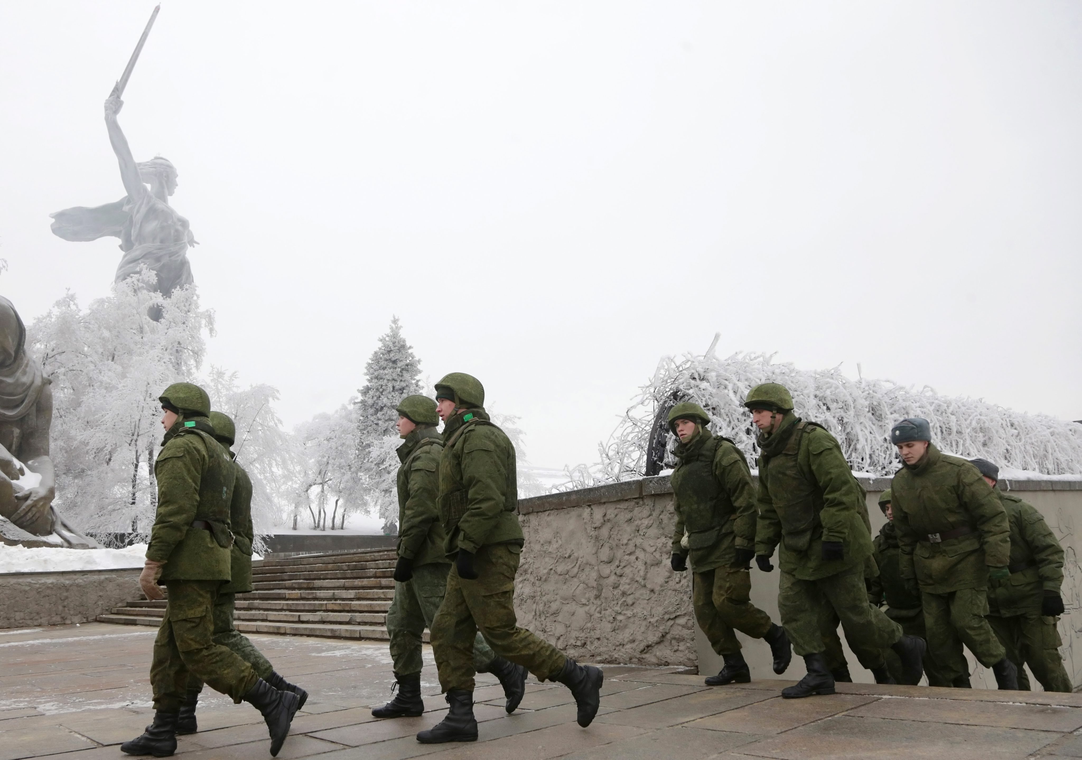 Руски върешни войски патрулират във Волгоград