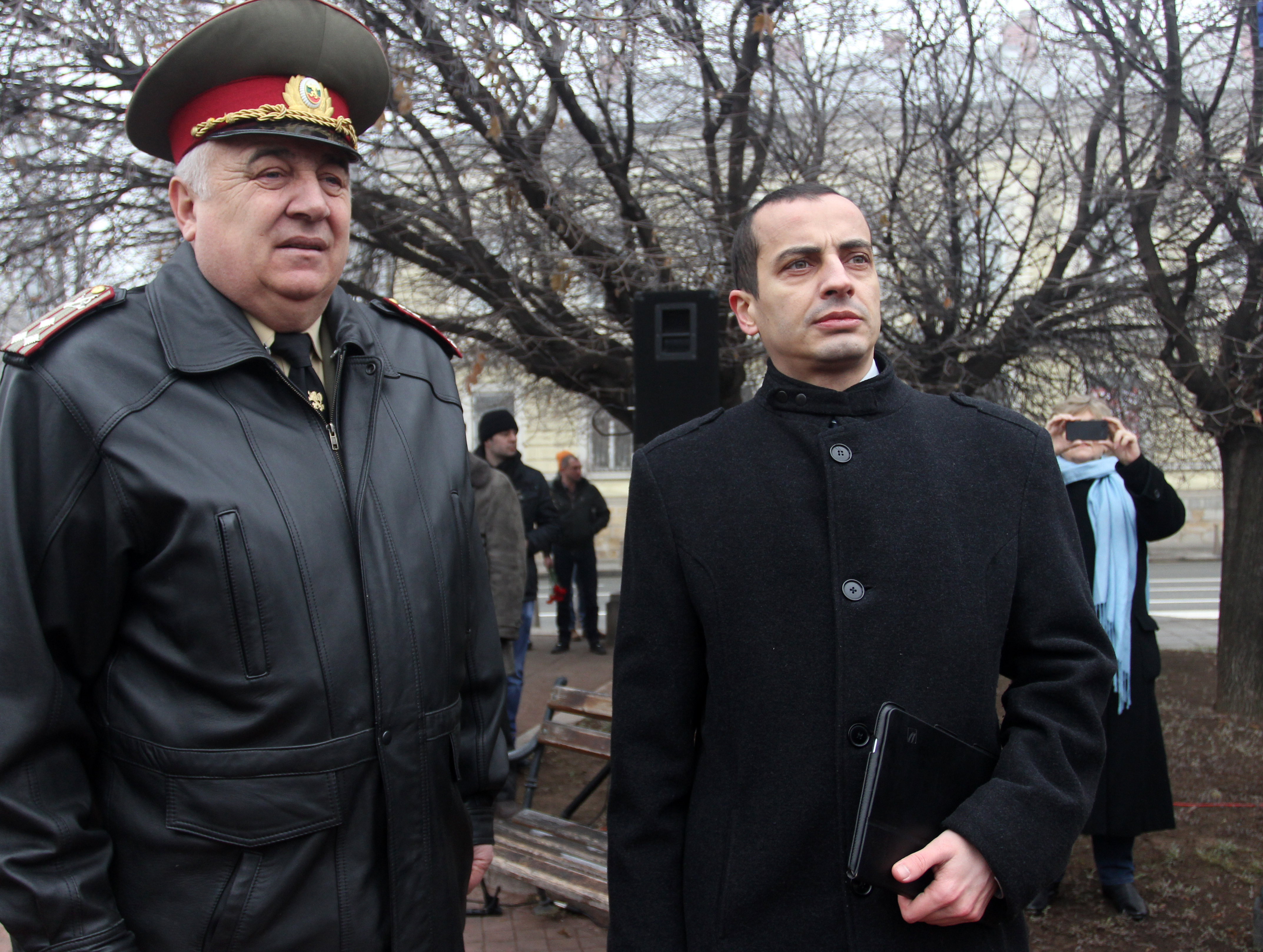 Полковник Боян Ставрев и заместник-кметът на София Тодор Чобанов