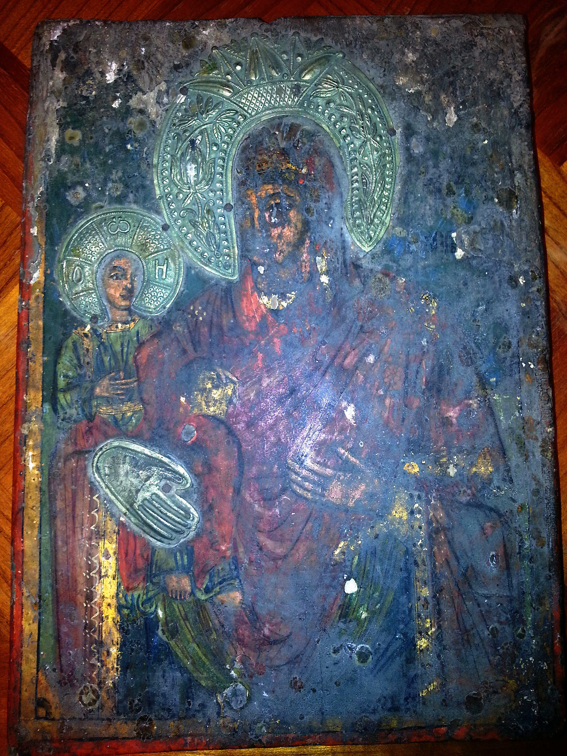 Откриха зазидана икона в манастир след пророчески сън